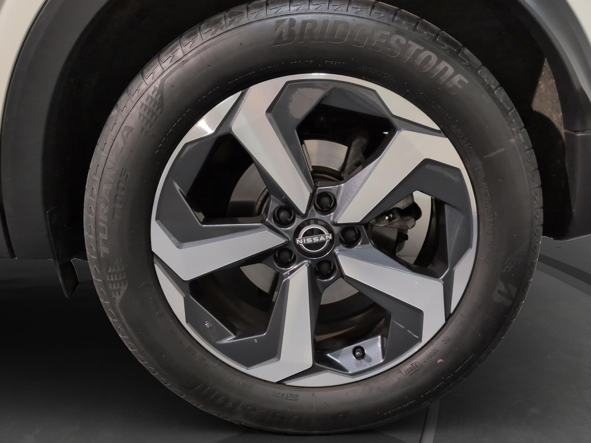 NISSAN Qashqai 1.3 DIG-T MHEV N-Connecta Xtronic 4x4-image-22