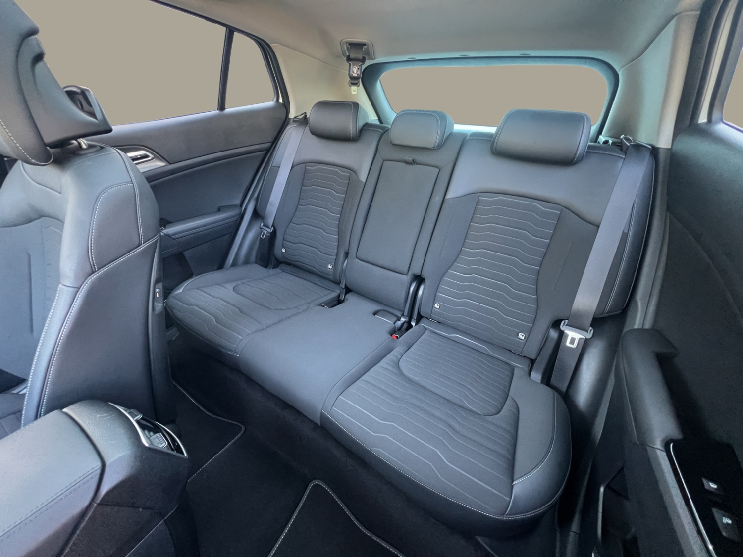 KIA Sportage 1.6 T-GDi PHEV Style-image-22