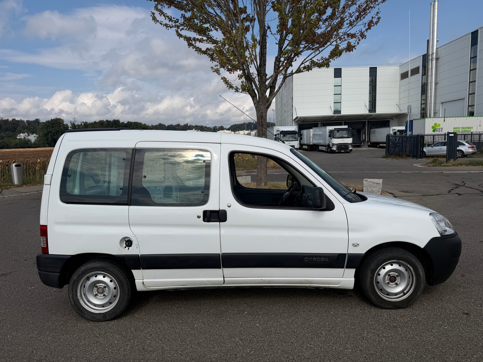 CITROEN Berlingo 1.6 HDi 600 **FRISCH AB MFK**-image-3