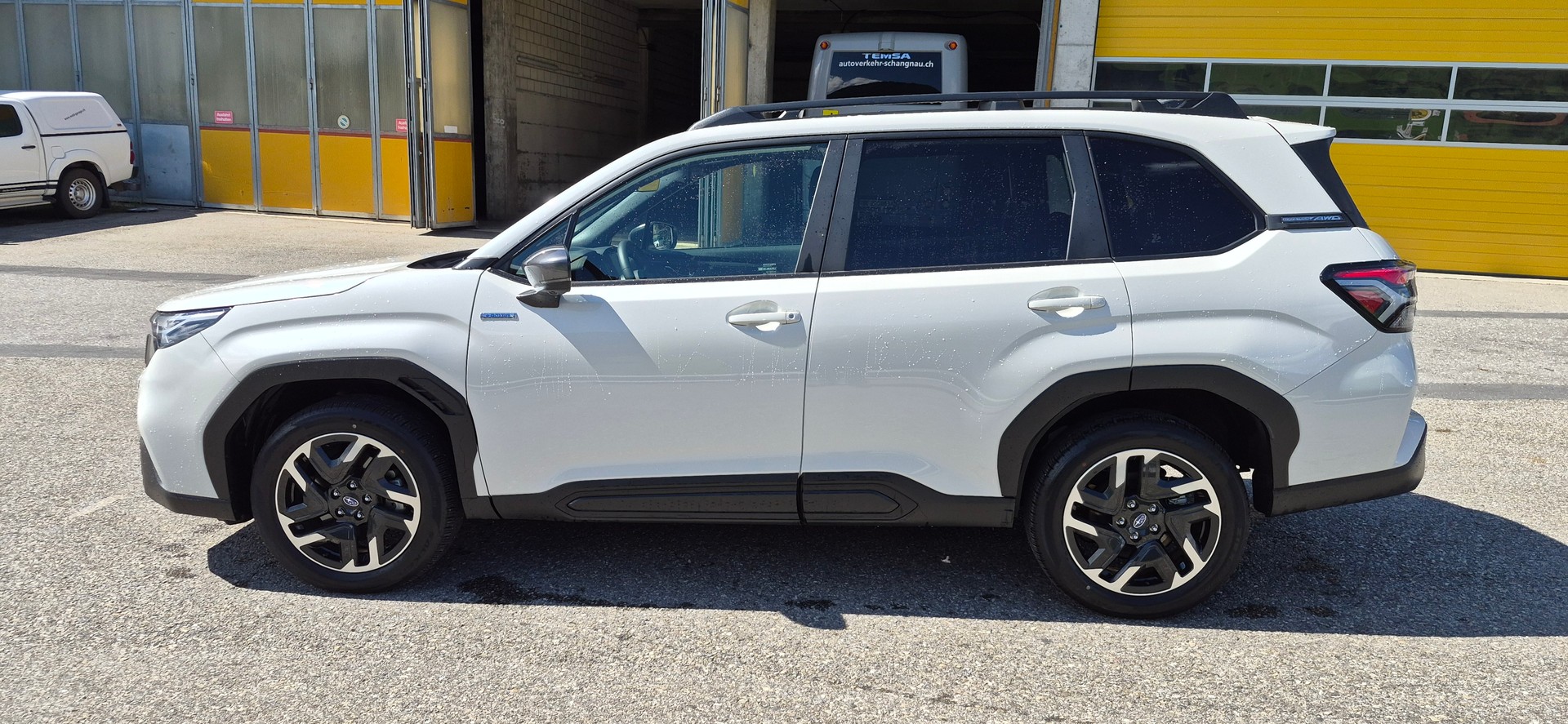 SUBARU Forester 2.0i e-Boxer Swiss Plus Lineartronic-image-7
