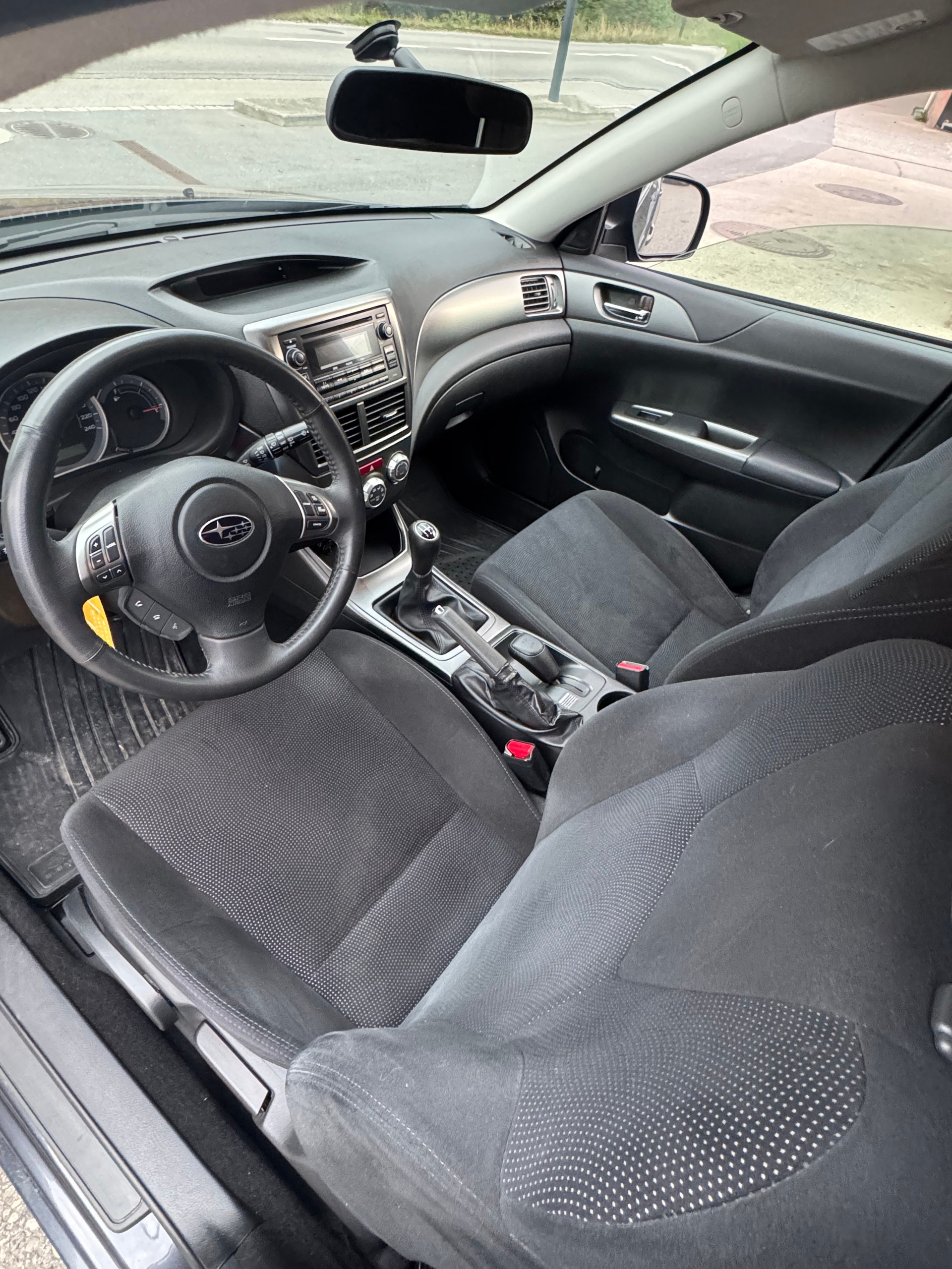 SUBARU Impreza 1.5R Swiss-image-5