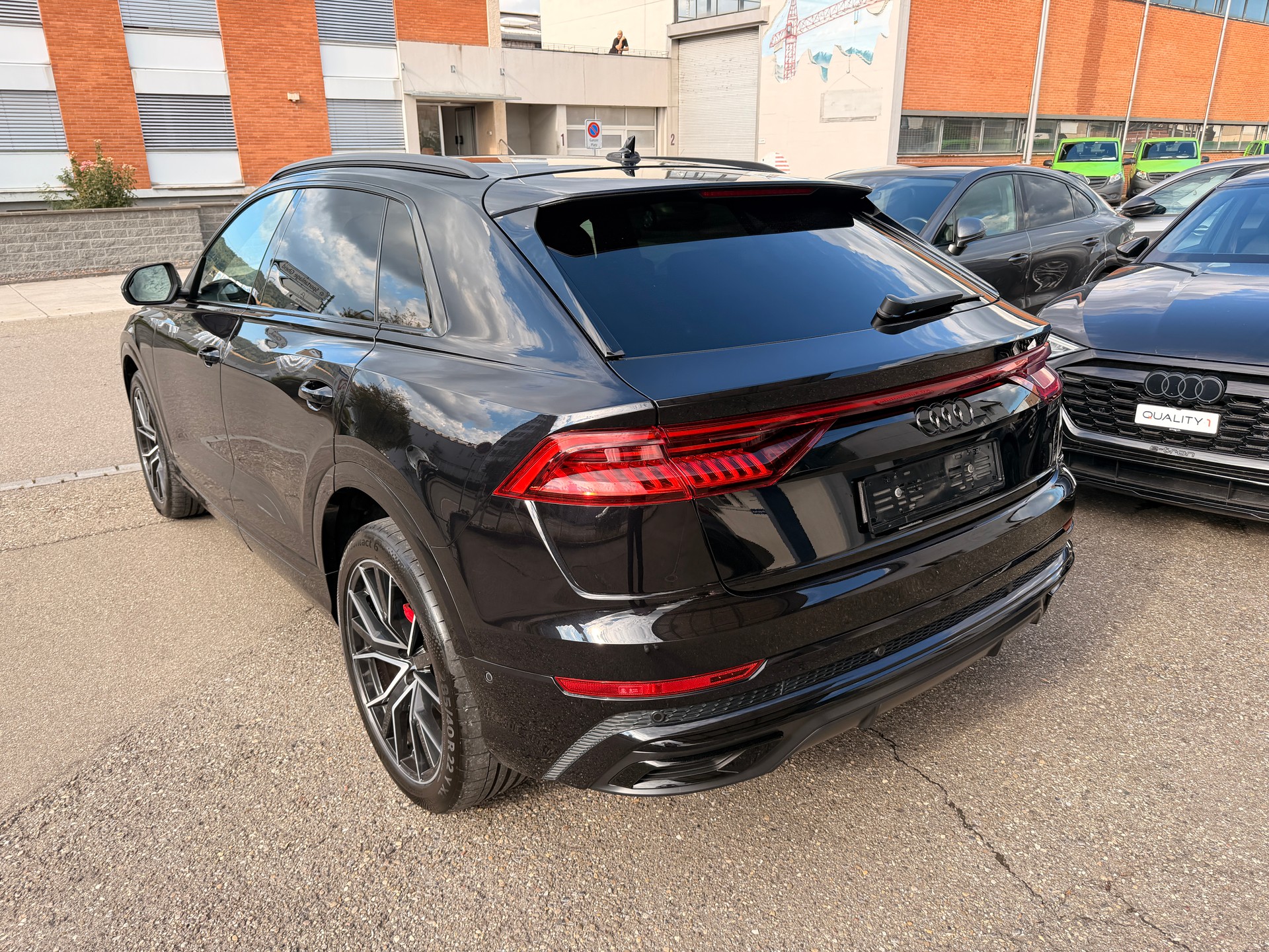 AUDI Q8 50 TDI Black Edition quattro tiptronic-image-4