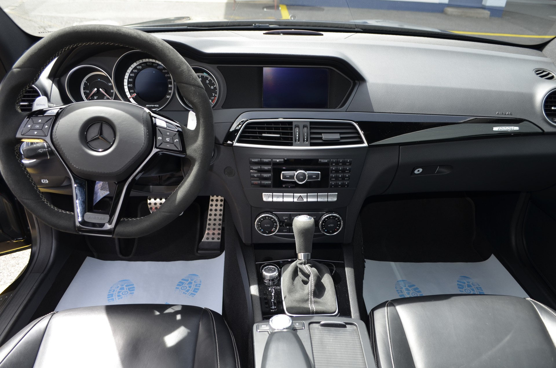 MERCEDES-BENZ C 63 Coupé AMG Speedshift MCT-image-6