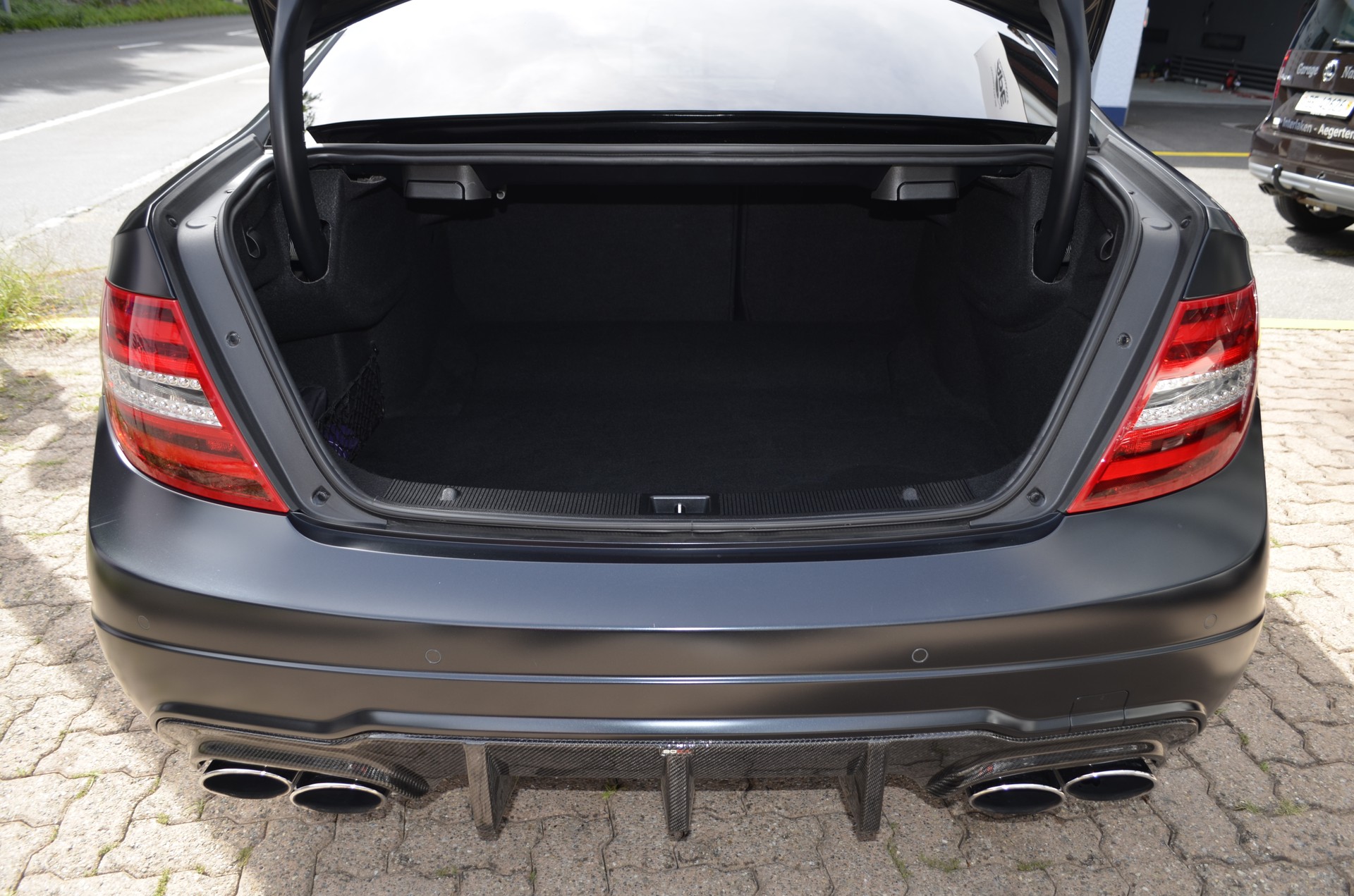 MERCEDES-BENZ C 63 Coupé AMG Speedshift MCT-image-9