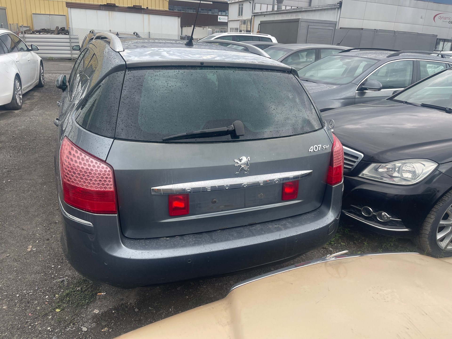 PEUGEOT 407 SW 3.0 Dynamic Automatic-image-4