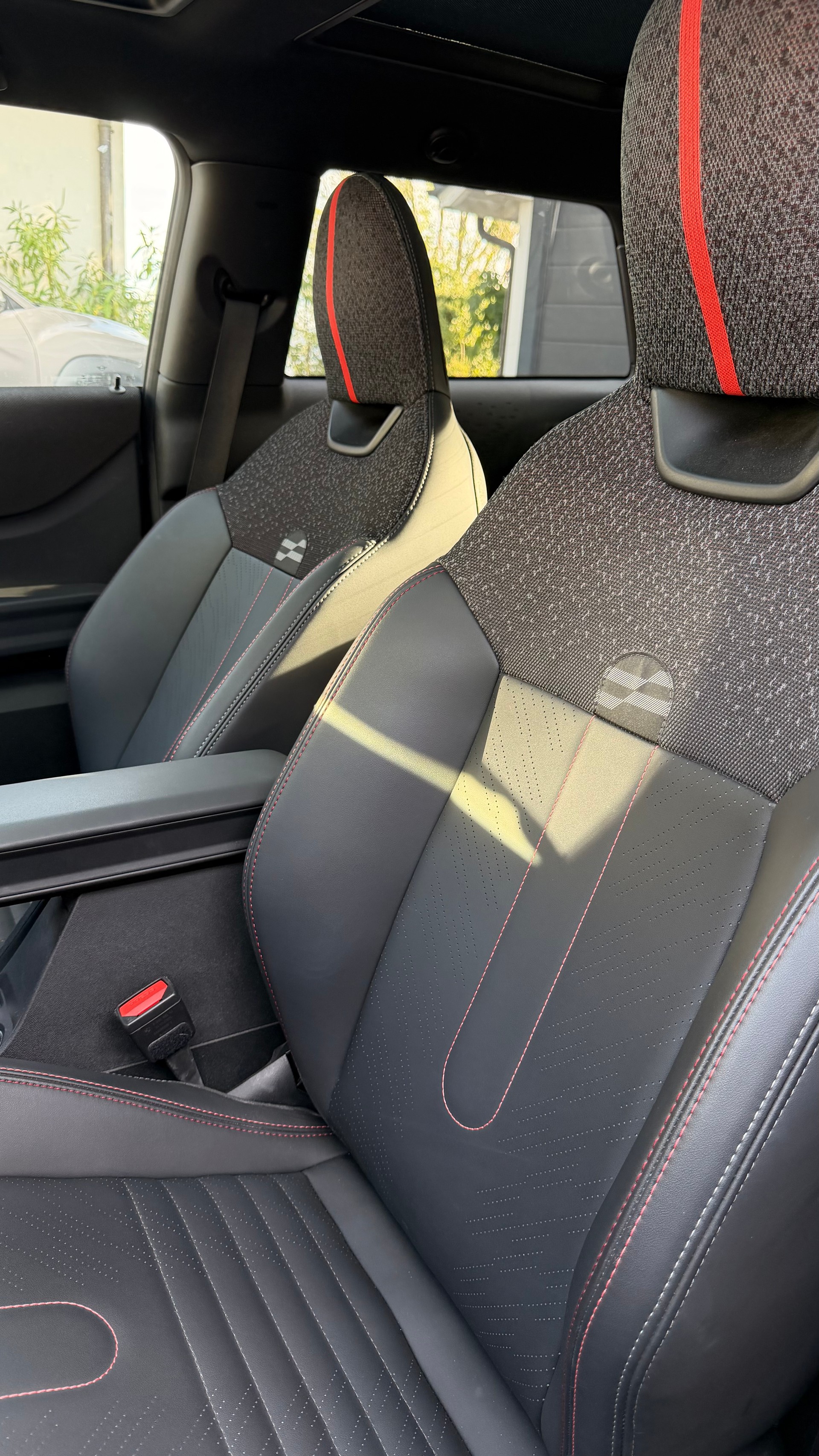MINI 2.0i John Cooper Works-image-2