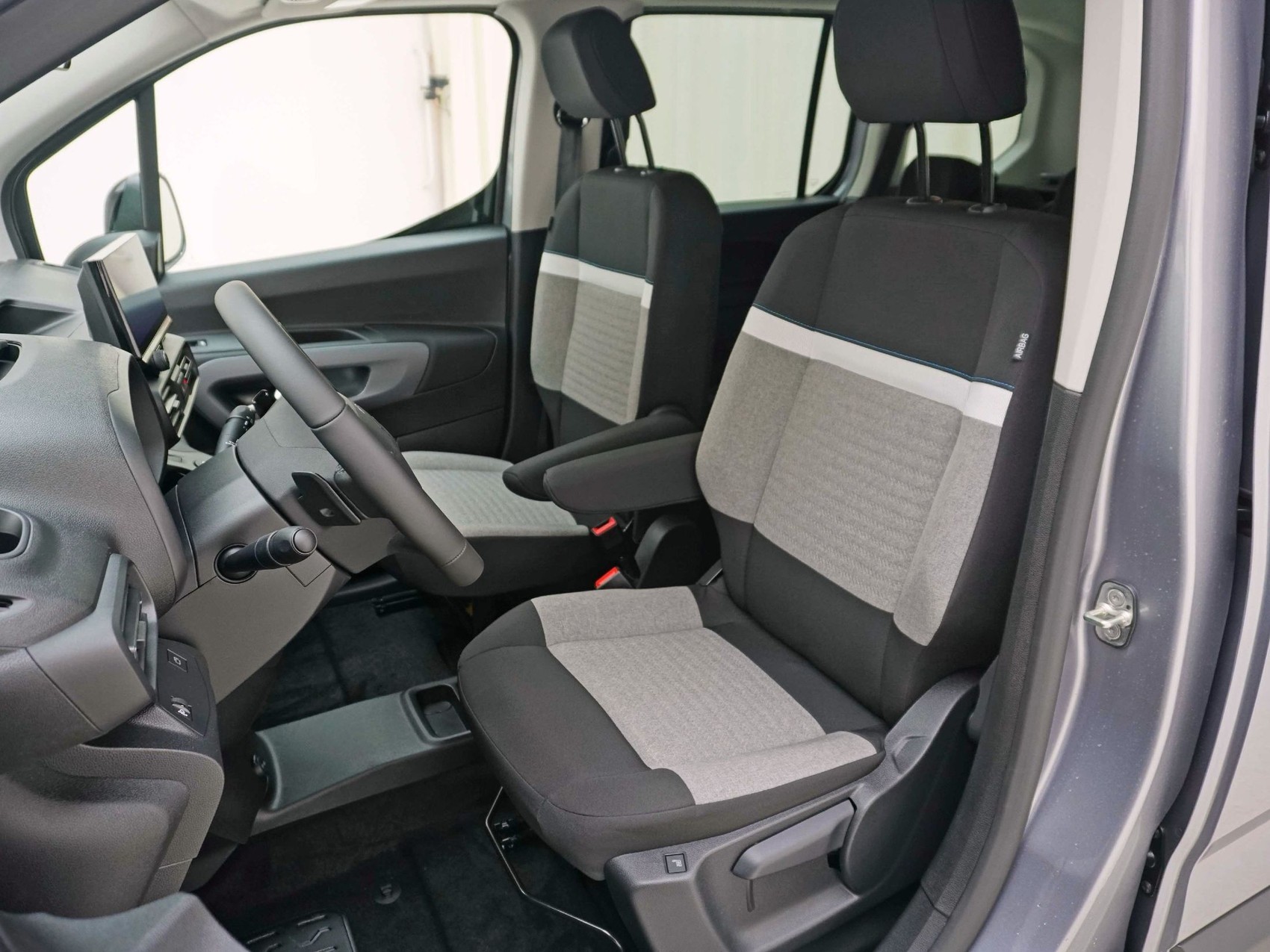 CITROEN Berlingo 1.5 BlueHDi 130 Max-image-6
