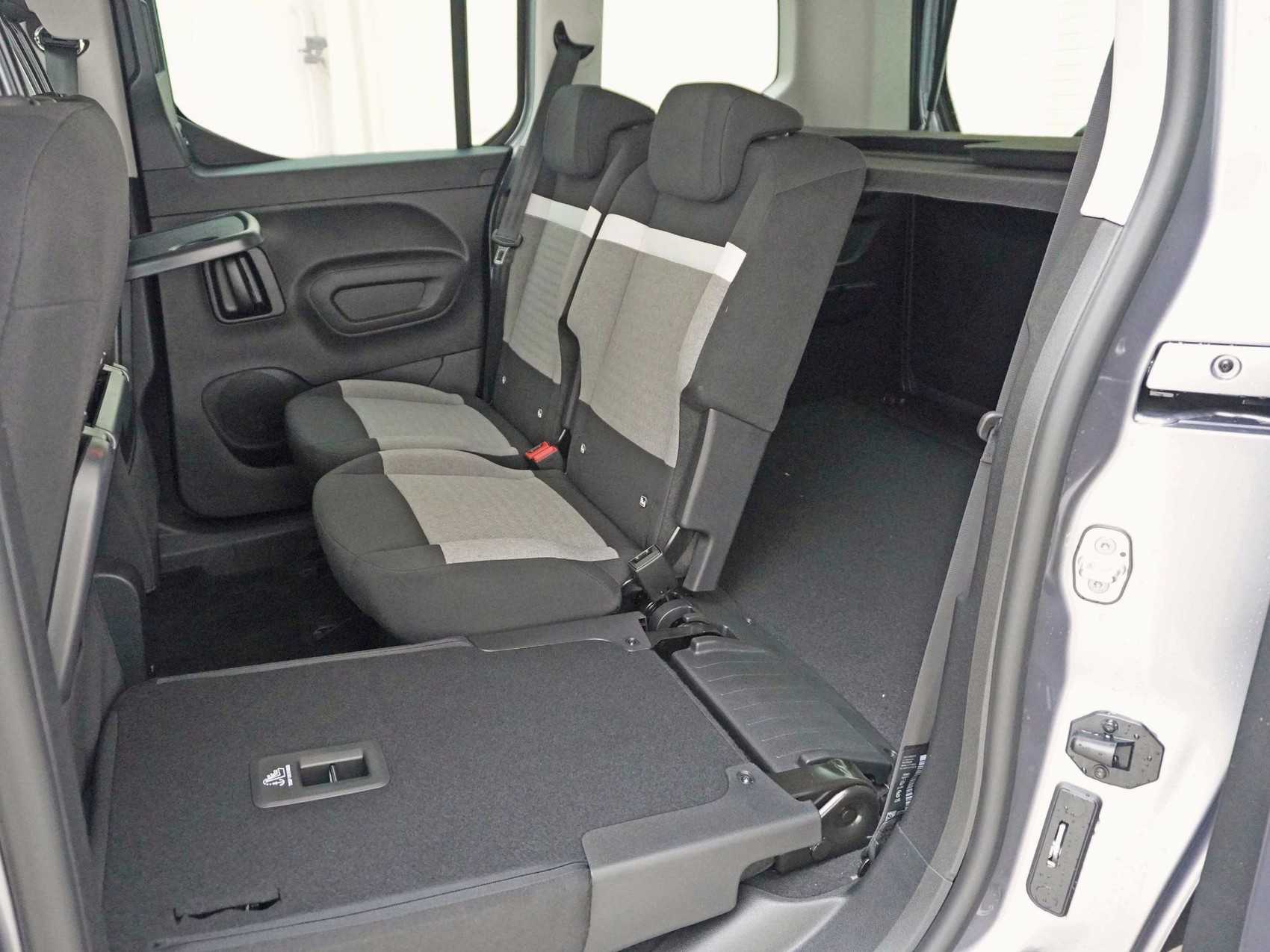 CITROEN Berlingo 1.5 BlueHDi 130 Max-image-18