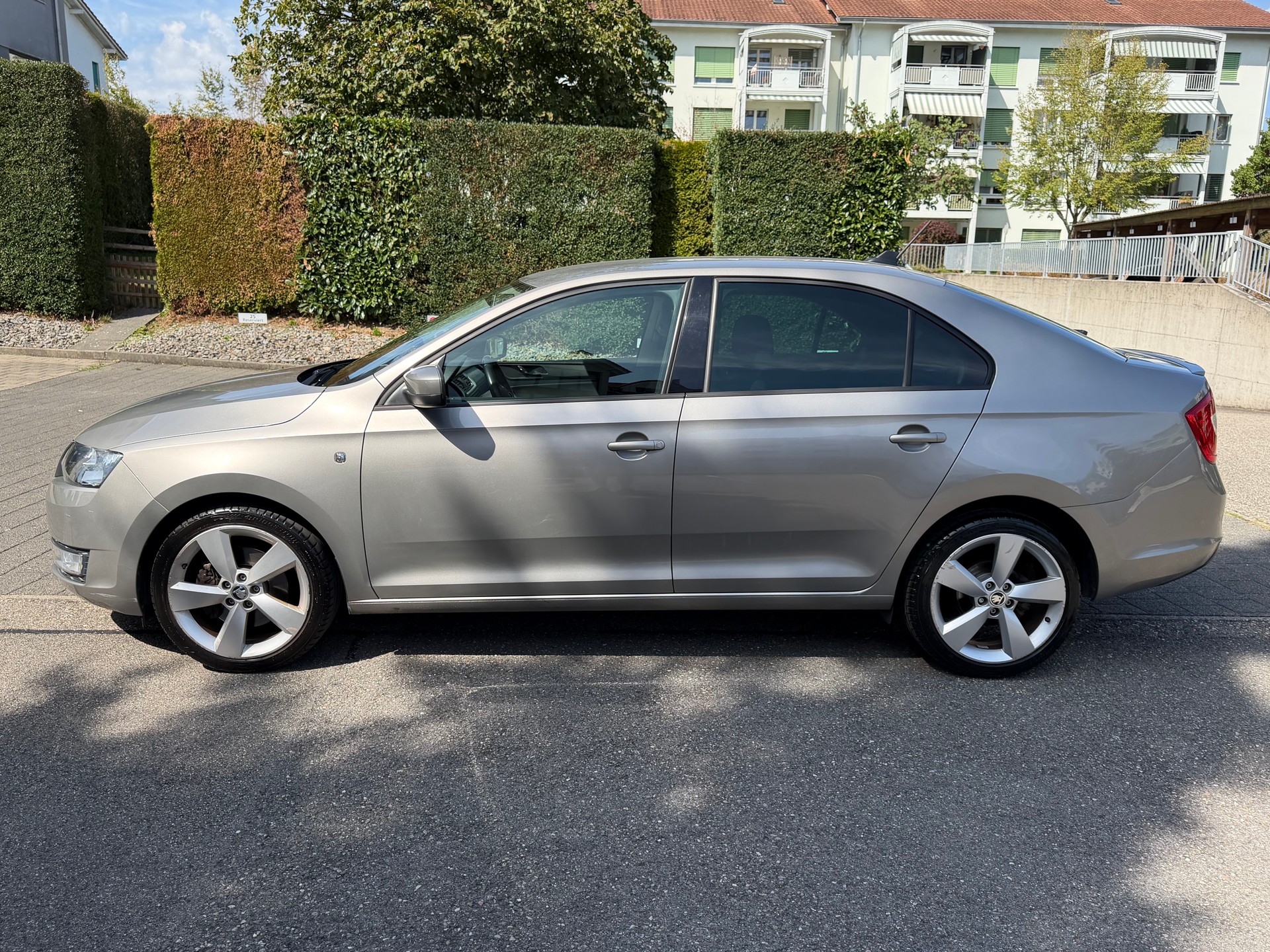 SKODA Rapid 1.4 TSI Elegance DSG-image-0