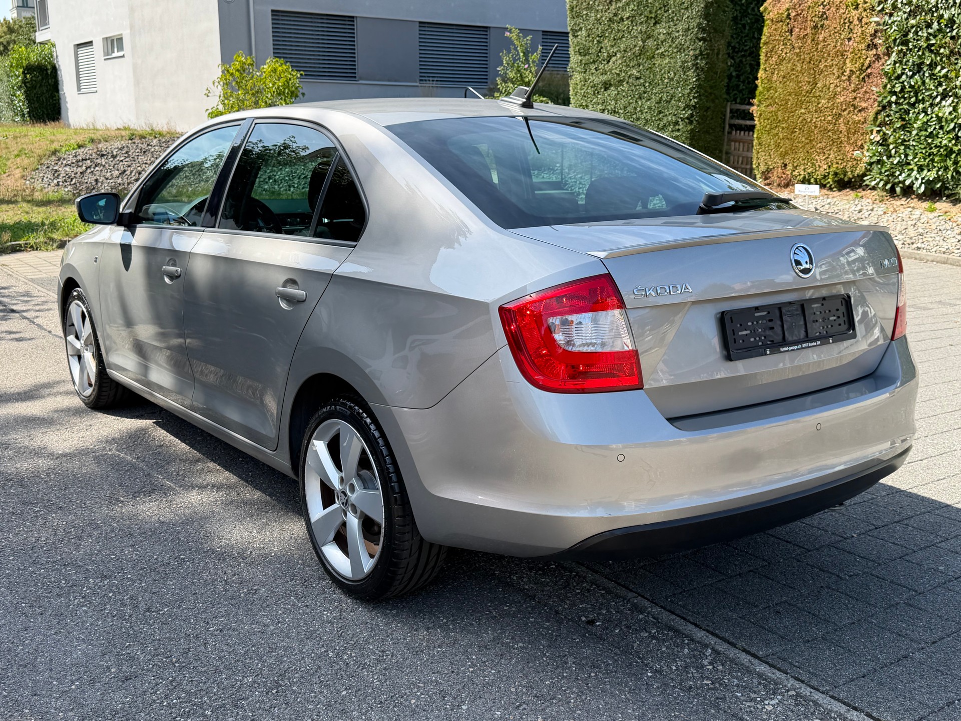 SKODA Rapid 1.4 TSI Elegance DSG-image-2