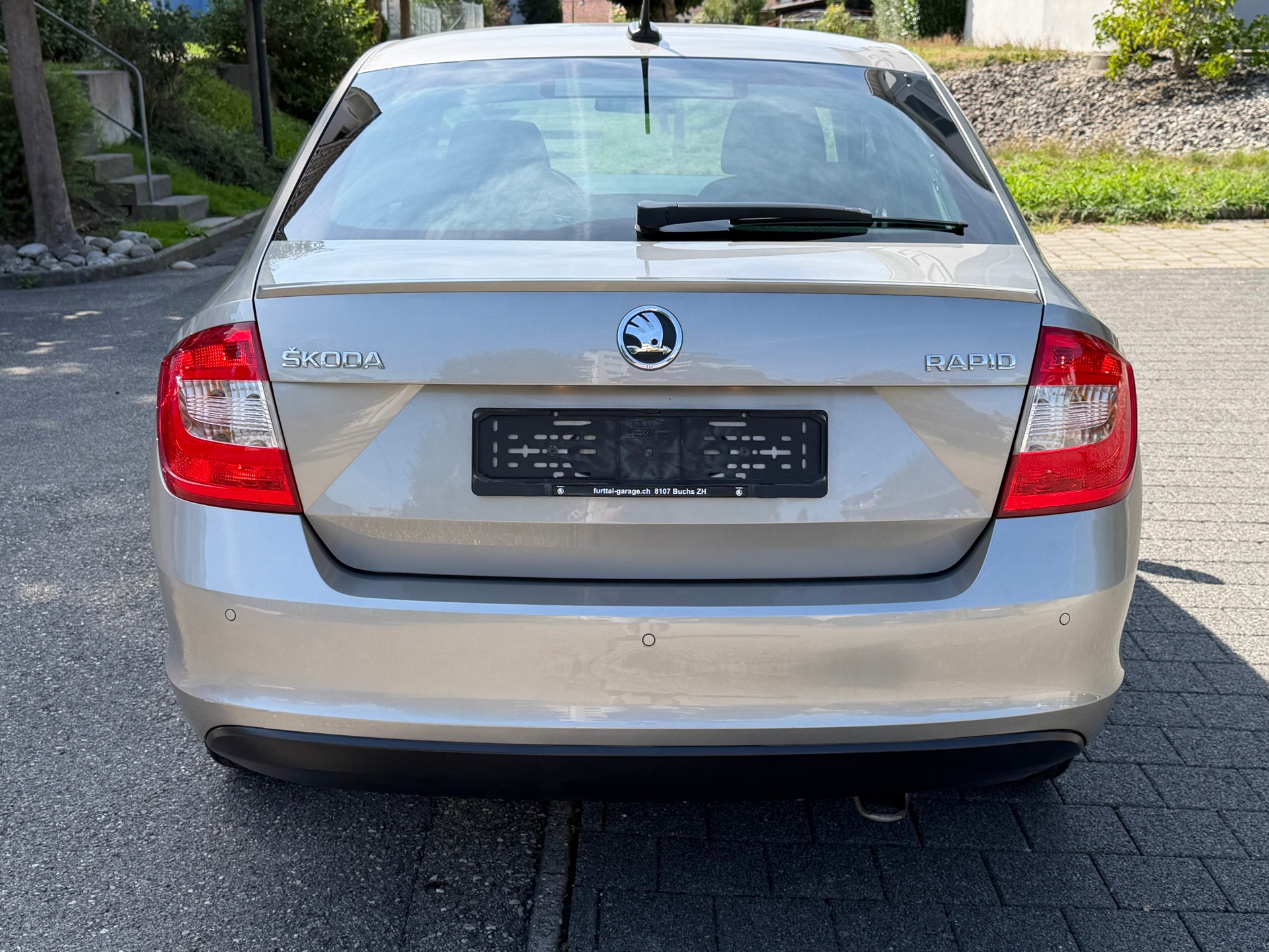 SKODA Rapid 1.4 TSI Elegance DSG-image-3