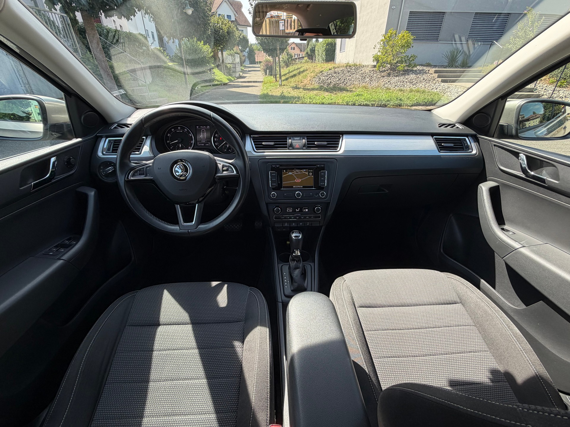 SKODA Rapid 1.4 TSI Elegance DSG-image-7