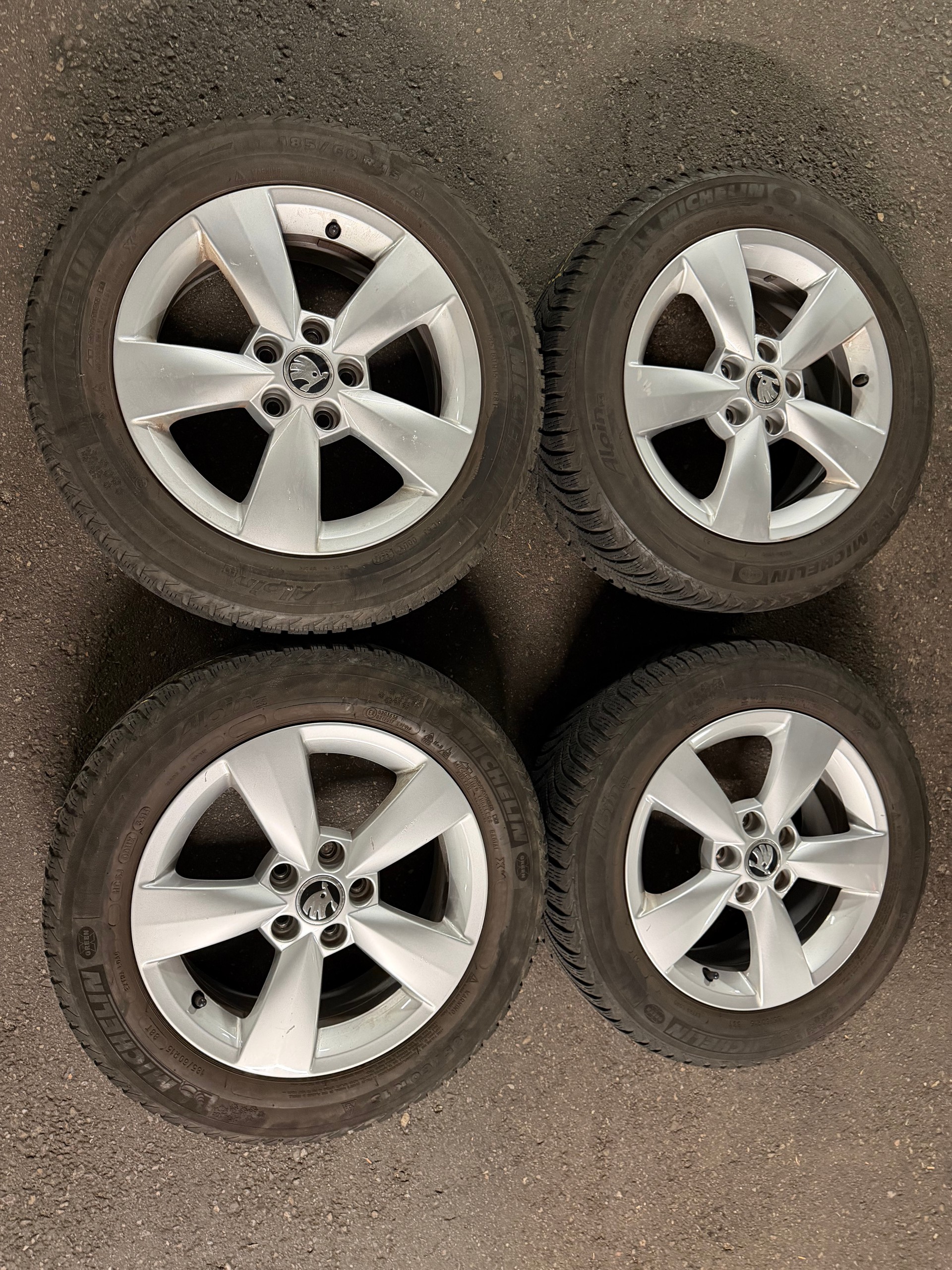 SKODA Rapid 1.4 TSI Elegance DSG-image-15