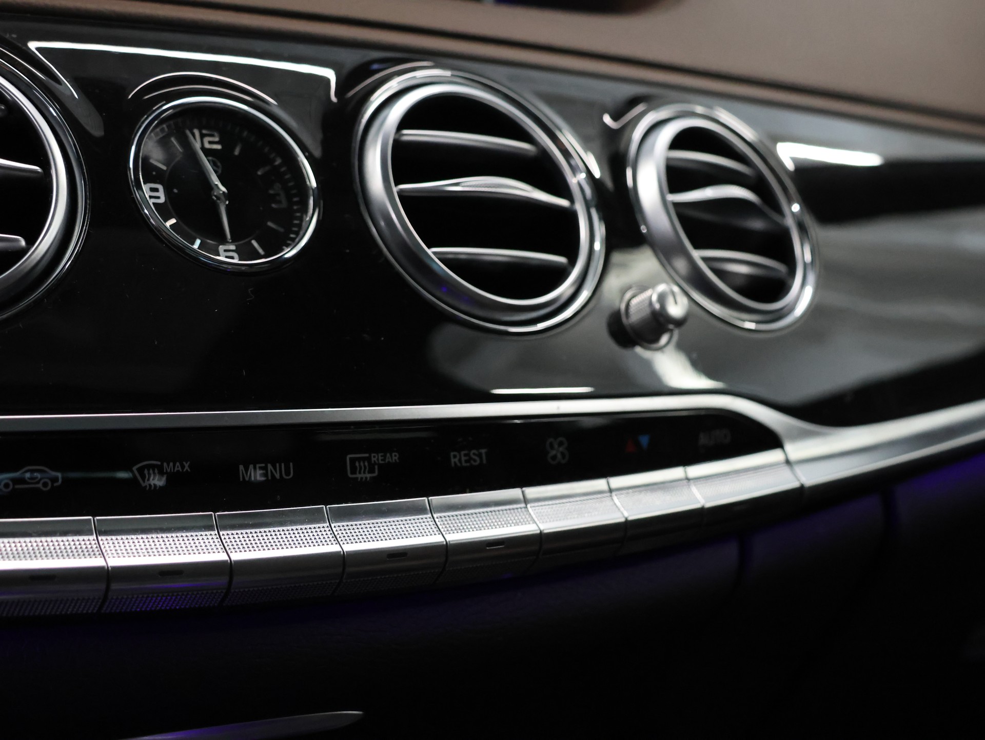 MERCEDES-BENZ S 500 L 4Matic 7G-Tronic *AMG-LINE*-image-23