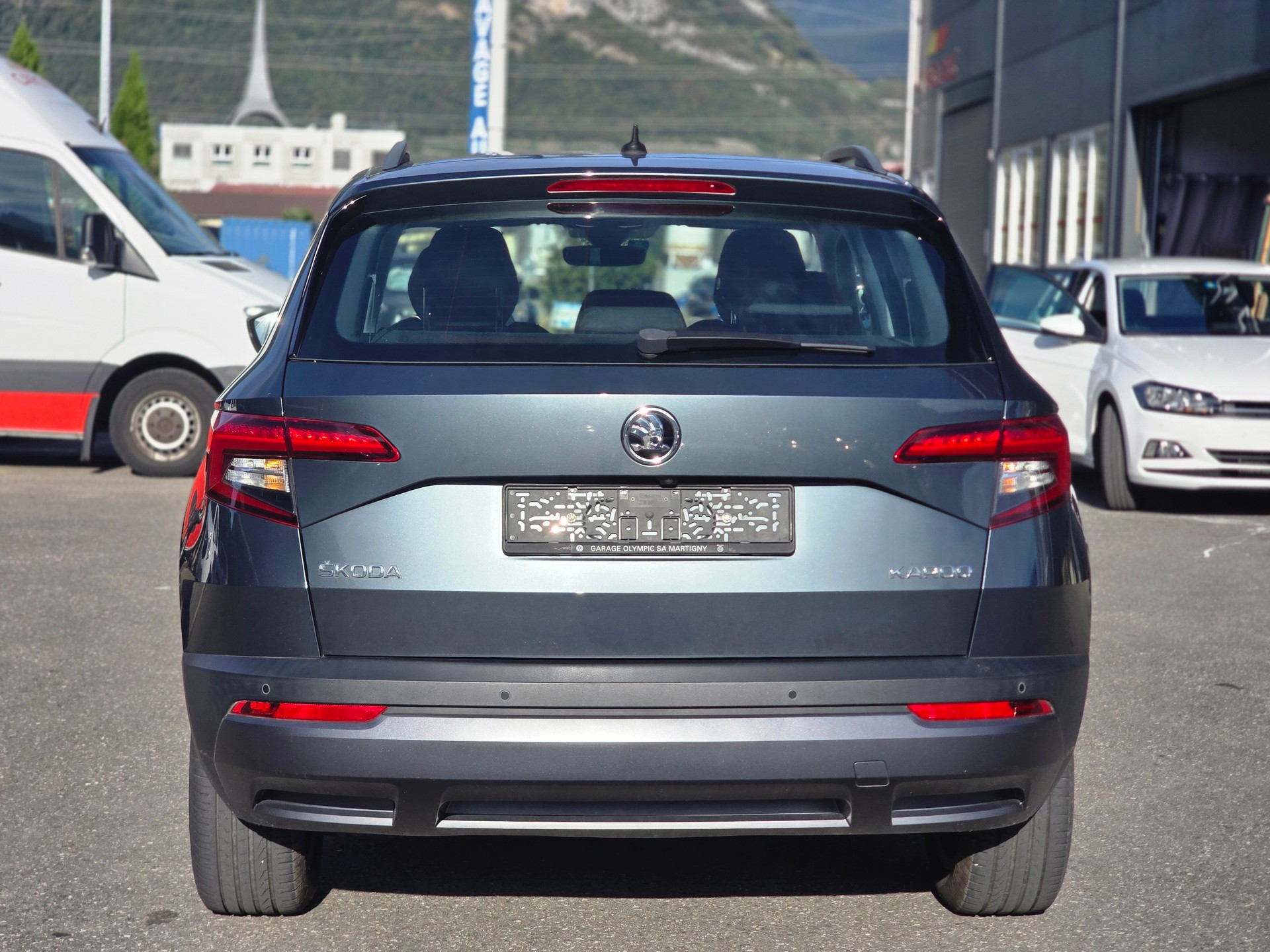 SKODA Karoq 1.0 TSI Ambition DSG-image-3