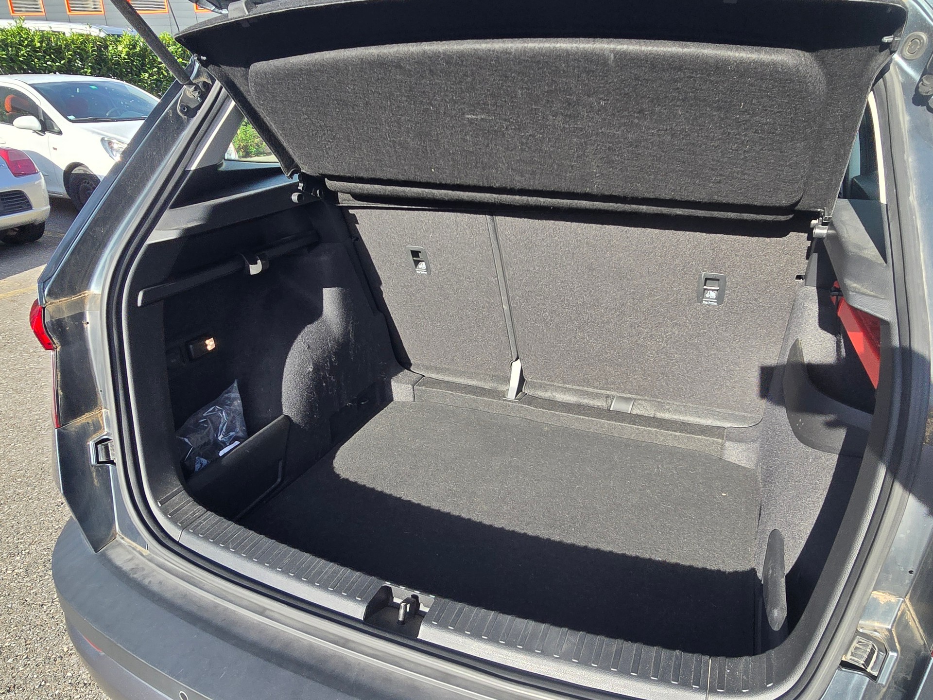 SKODA Karoq 1.0 TSI Ambition DSG-image-6