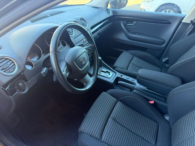SEAT Exeo ST 2.0 TDI Sport multitronic-image-6