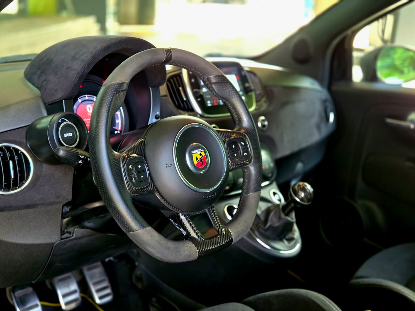 FIAT 595 1.4 16V Turbo Abarth Scorpion Legend-image-8