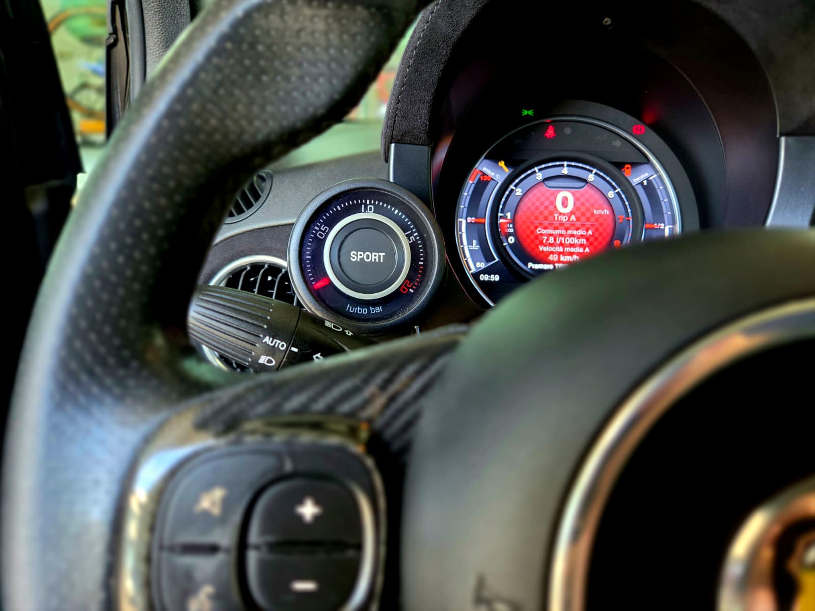 FIAT 595 1.4 16V Turbo Abarth Scorpion Legend-image-9
