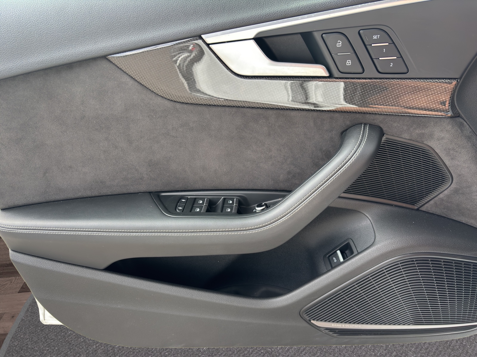 AUDI S4 Avant 3.0 TFSI quattro tiptronic-image-9