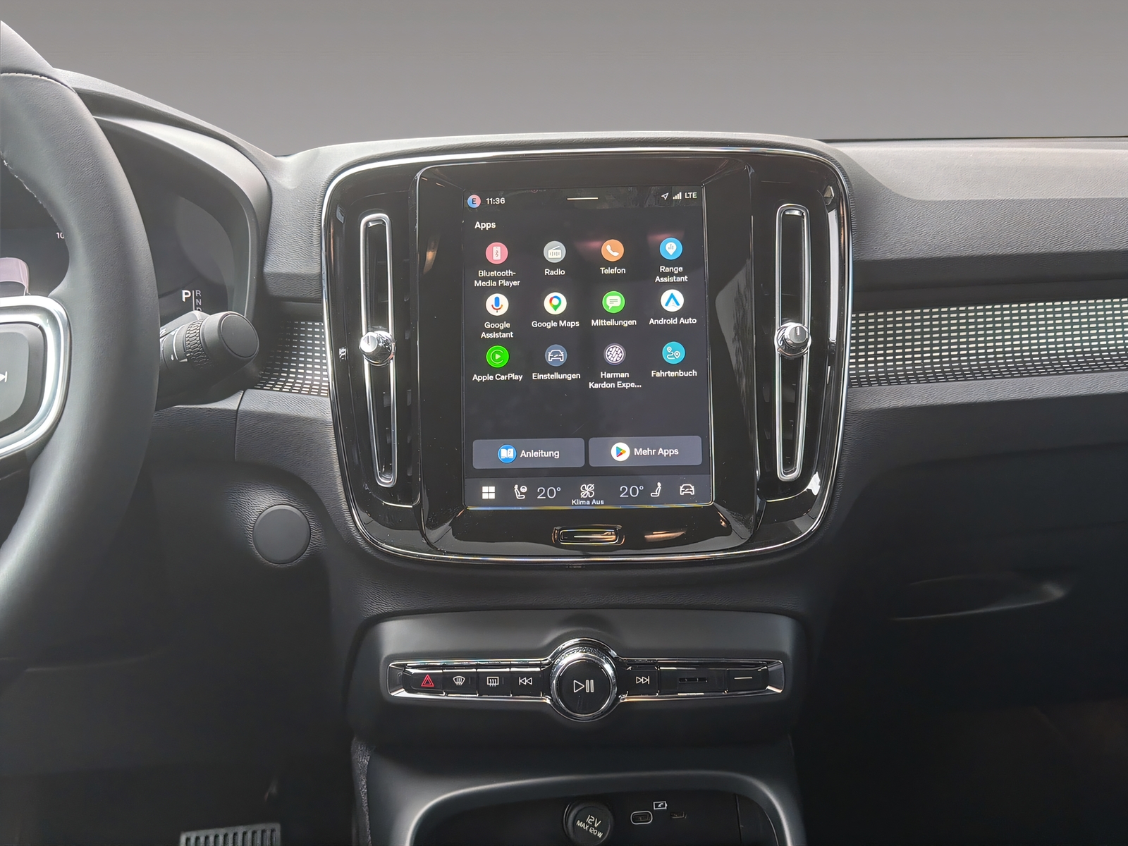 VOLVO EC40 Twin Performance Black Edition AWD-image-15
