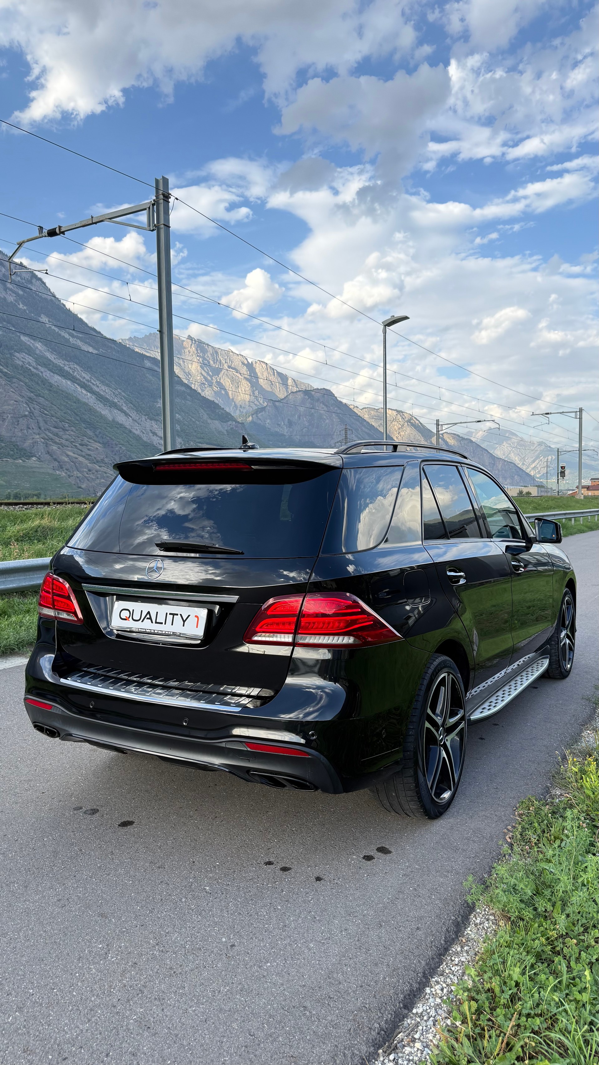 MERCEDES-BENZ GLE 43 AMG Executive 4Matic 9G-Tronic-image-3