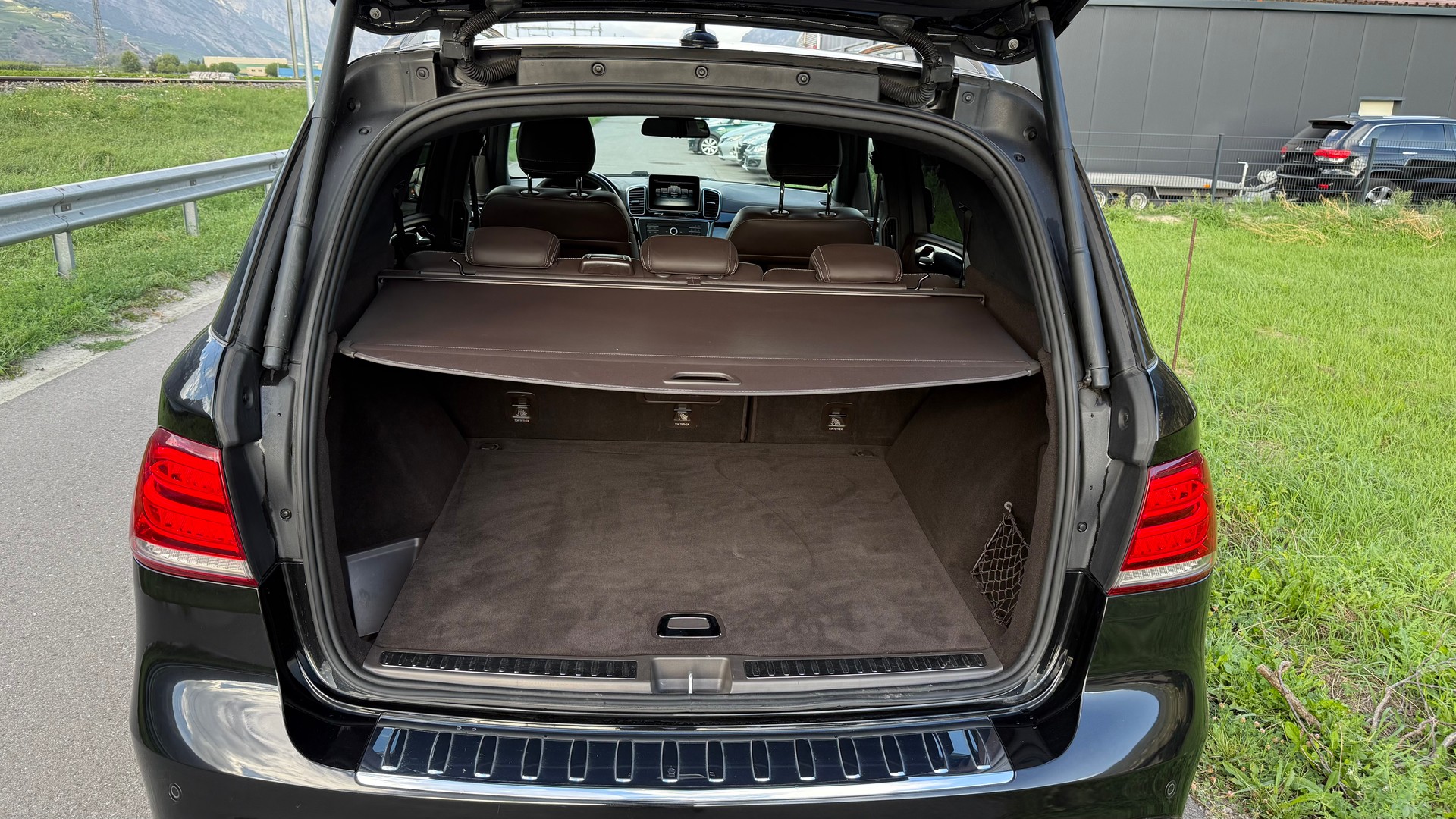 MERCEDES-BENZ GLE 43 AMG Executive 4Matic 9G-Tronic-image-9