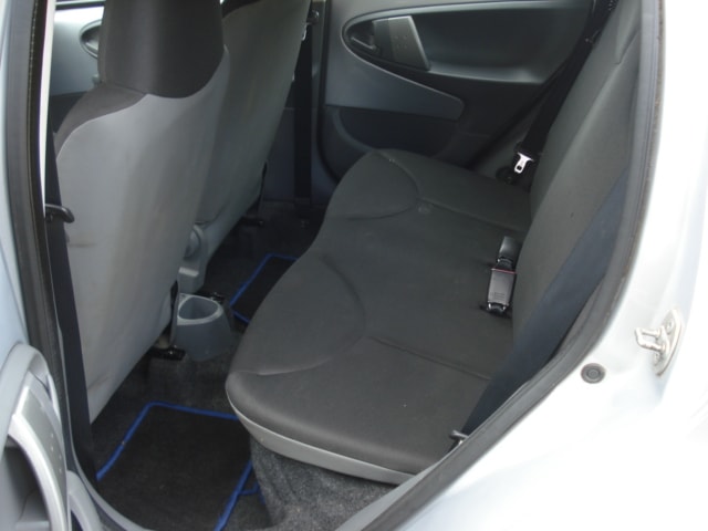 TOYOTA Aygo 1.0 Linea Terra-image-13