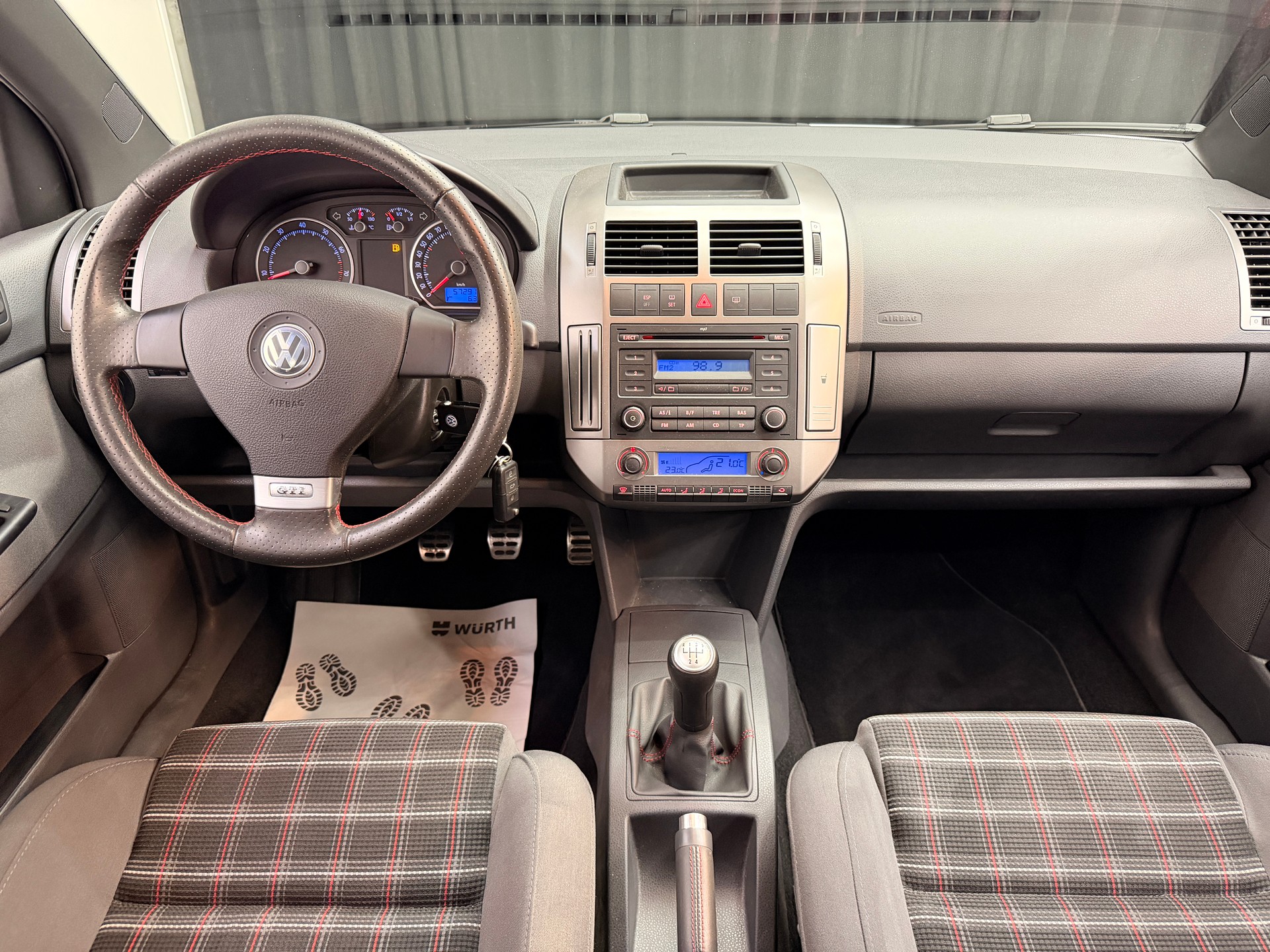 VW Polo 1.8 20V Turbo GTI-image-6