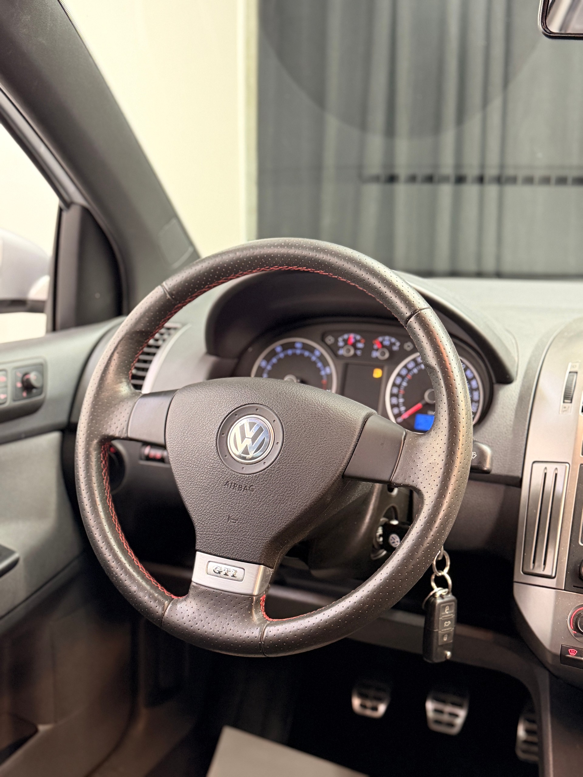 VW Polo 1.8 20V Turbo GTI-image-9