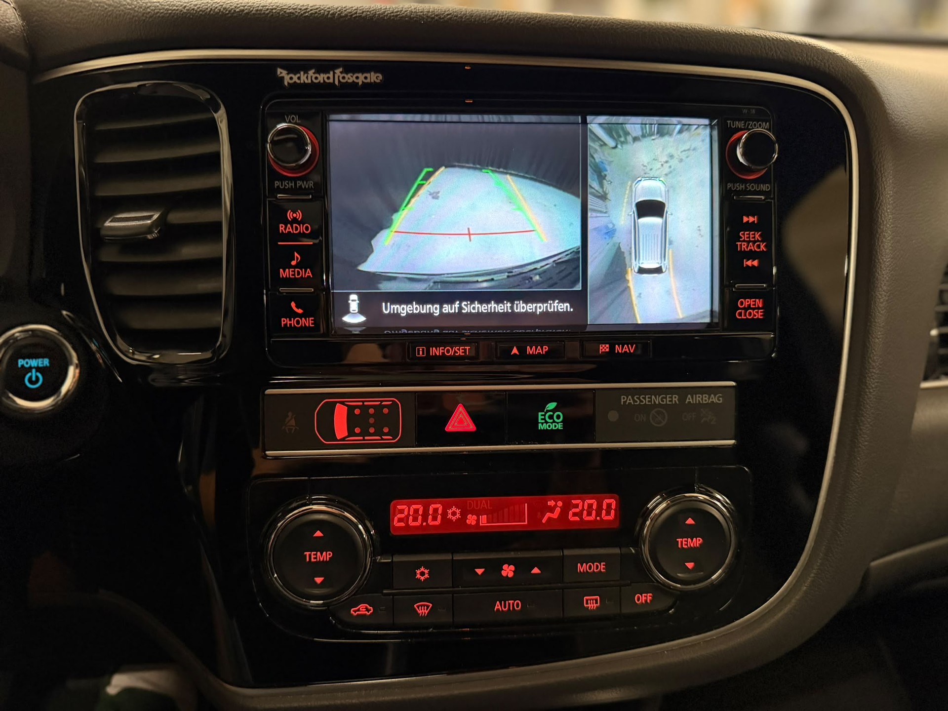 MITSUBISHI Outlander 2.4 PHEV Diamond 4WD Automatic-image-14