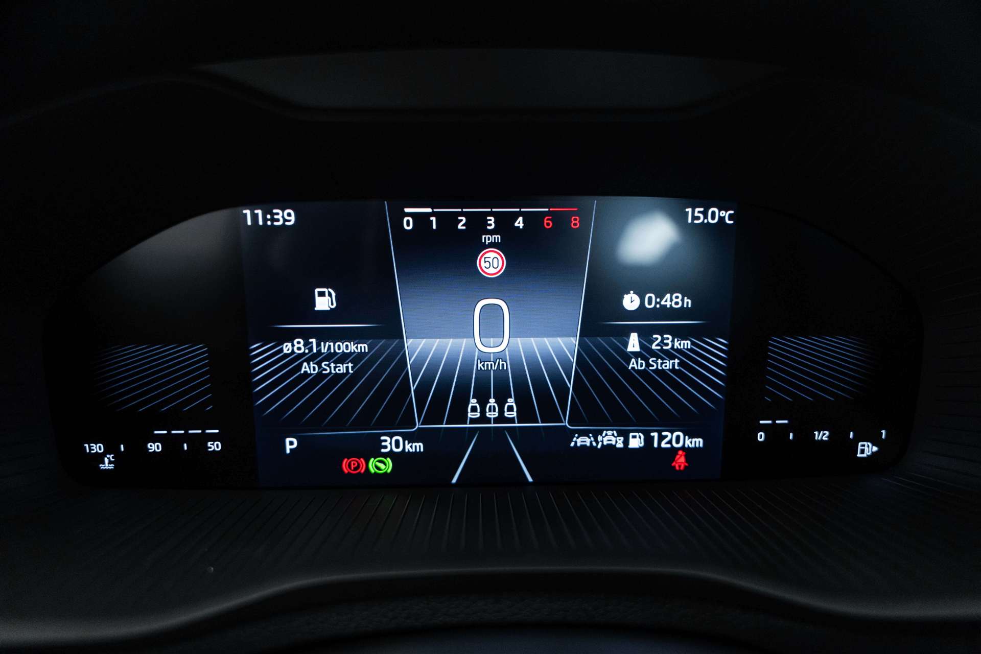 SKODA SKODA Karoq 1.5 TSI Selection DSG-image-25