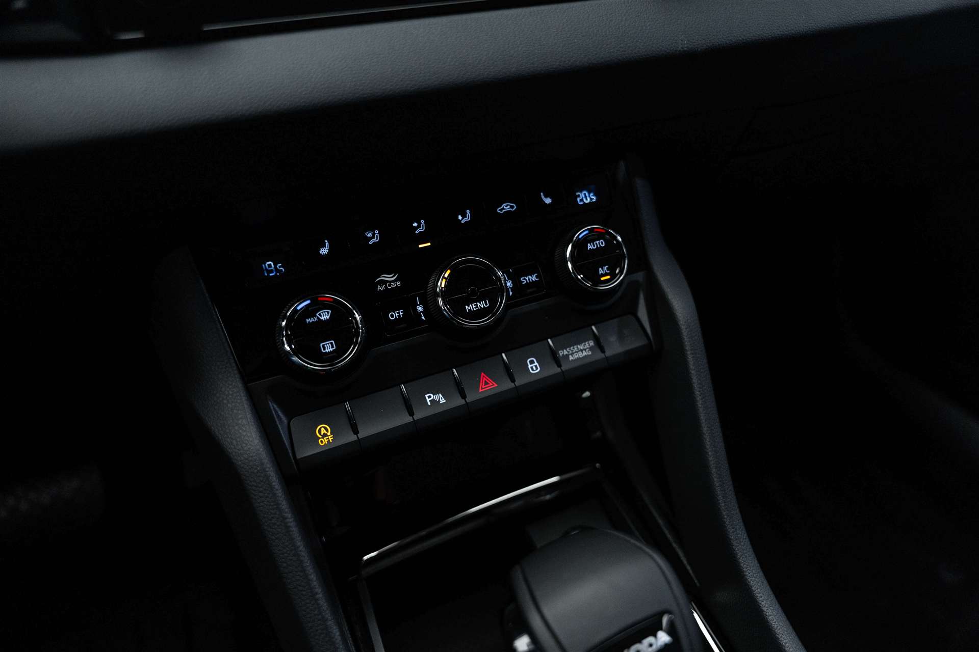 SKODA SKODA Karoq 1.5 TSI Selection DSG-image-26