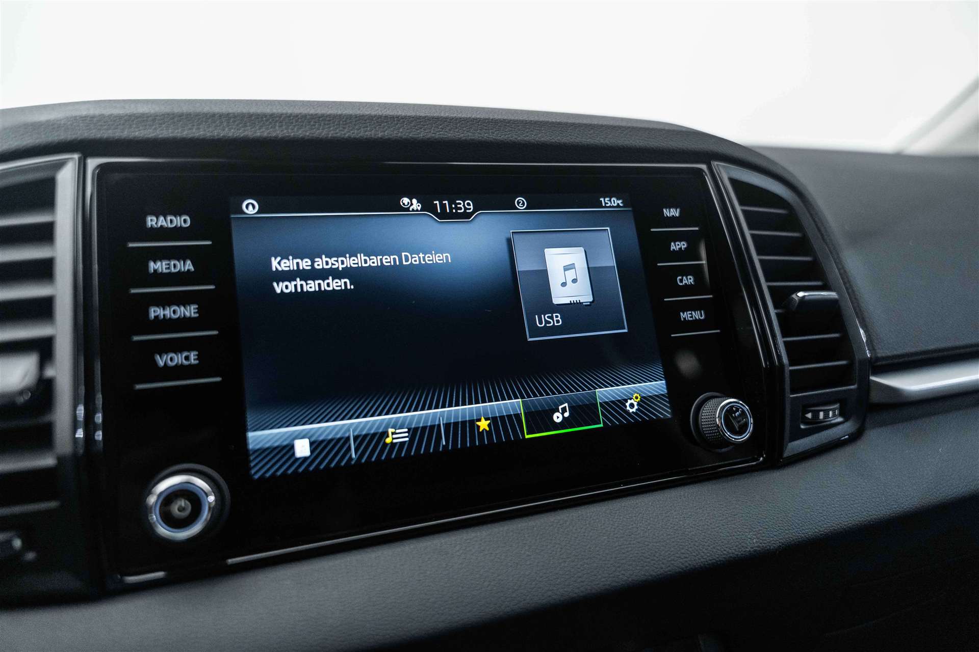 SKODA SKODA Karoq 1.5 TSI Selection DSG-image-22