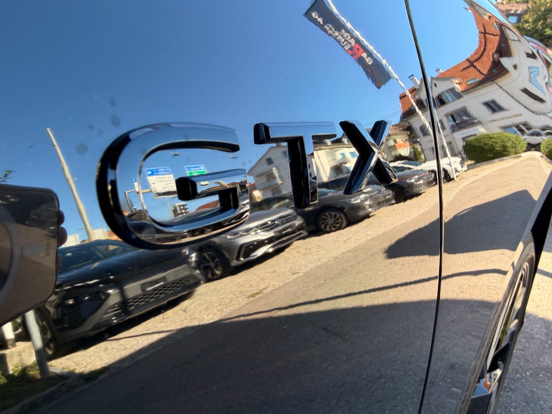 VW ID.7 TOURER GTX 340 PS 4MOTION *** VOLLAUSSTATTUG IN GRENADILSCHWARZ ***-image-31