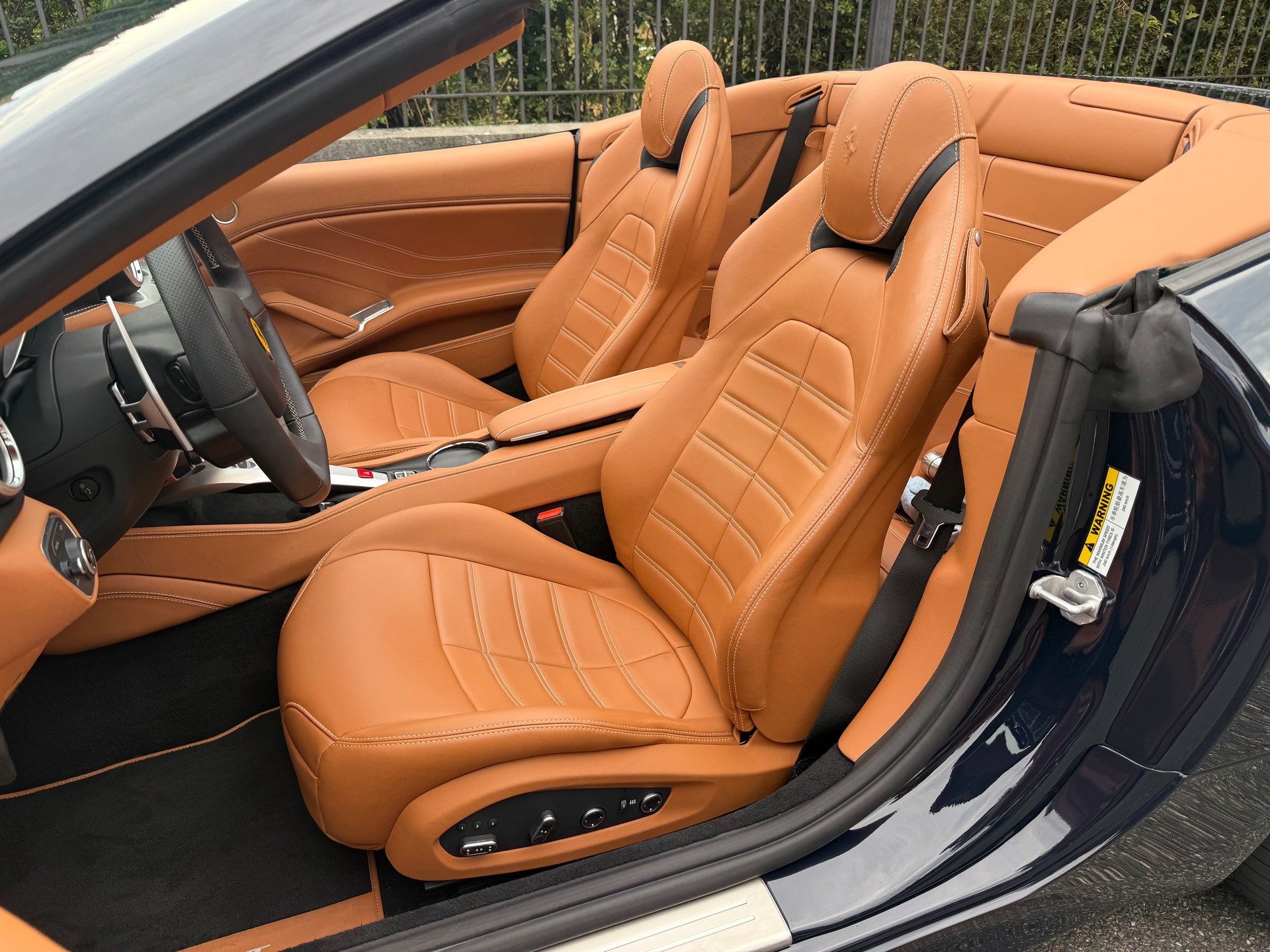 FERRARI California 3.9 V8 T-image-9