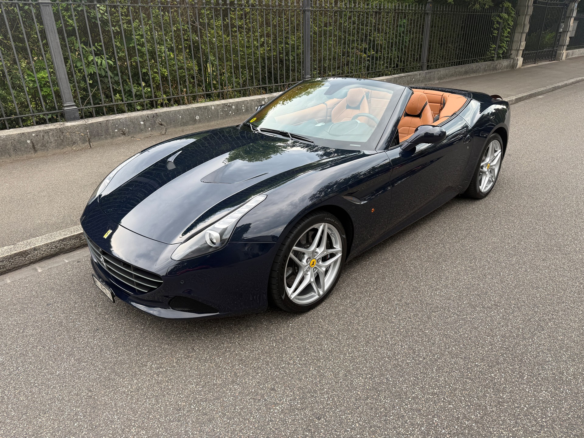 FERRARI California 3.9 V8 T-image-0