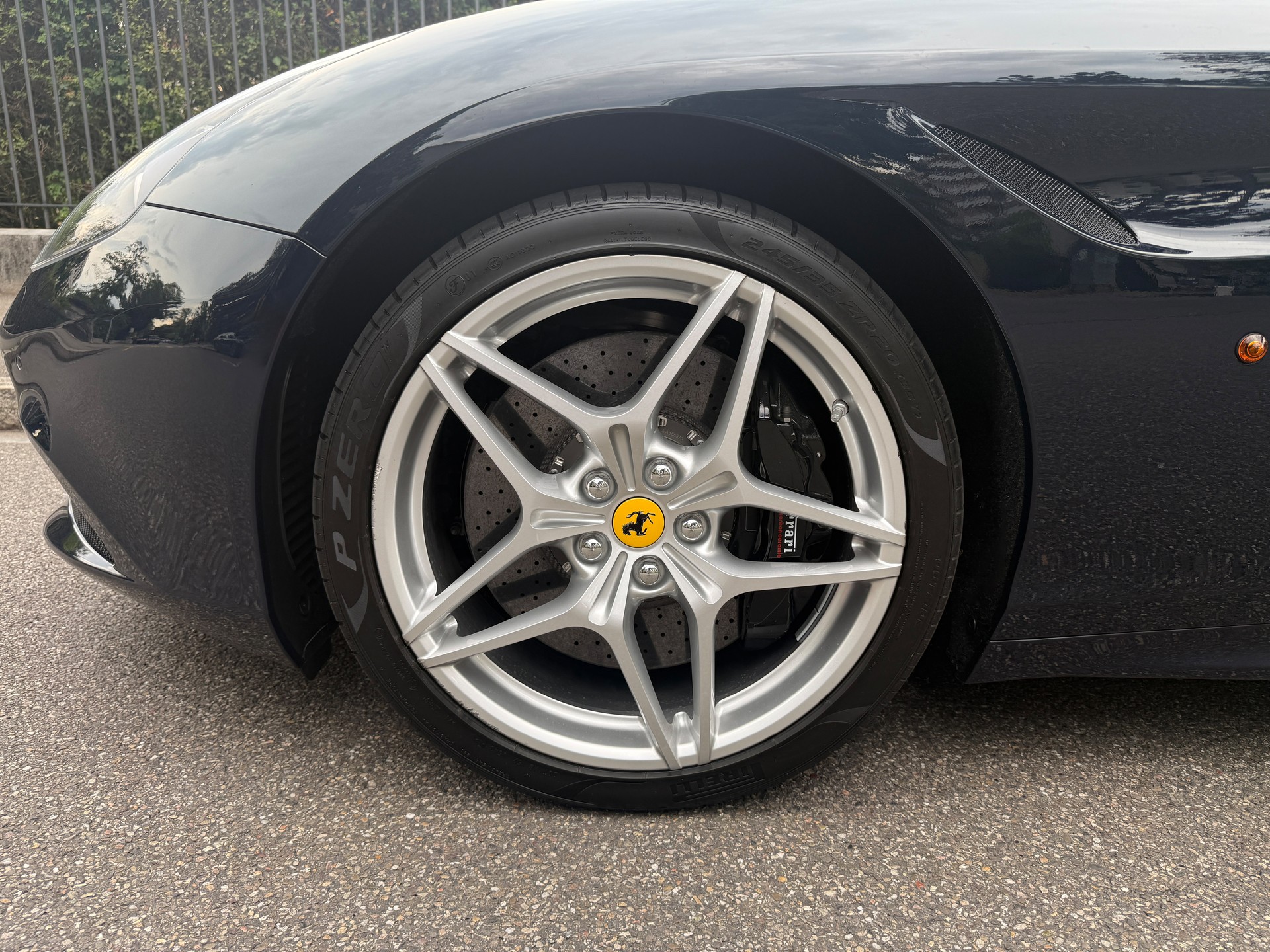 FERRARI California 3.9 V8 T-image-6