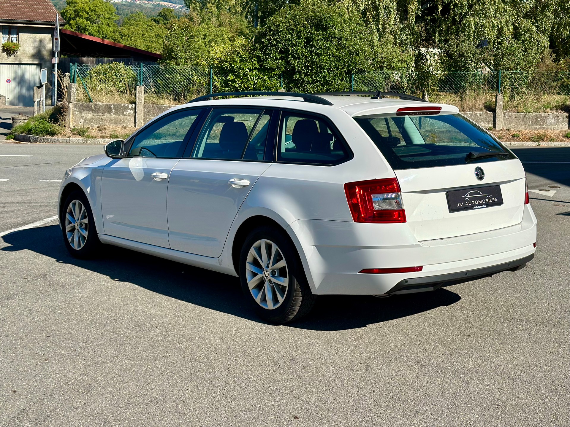 SKODA Octavia Combi 1.5 TSI Ambition DSG-image-3