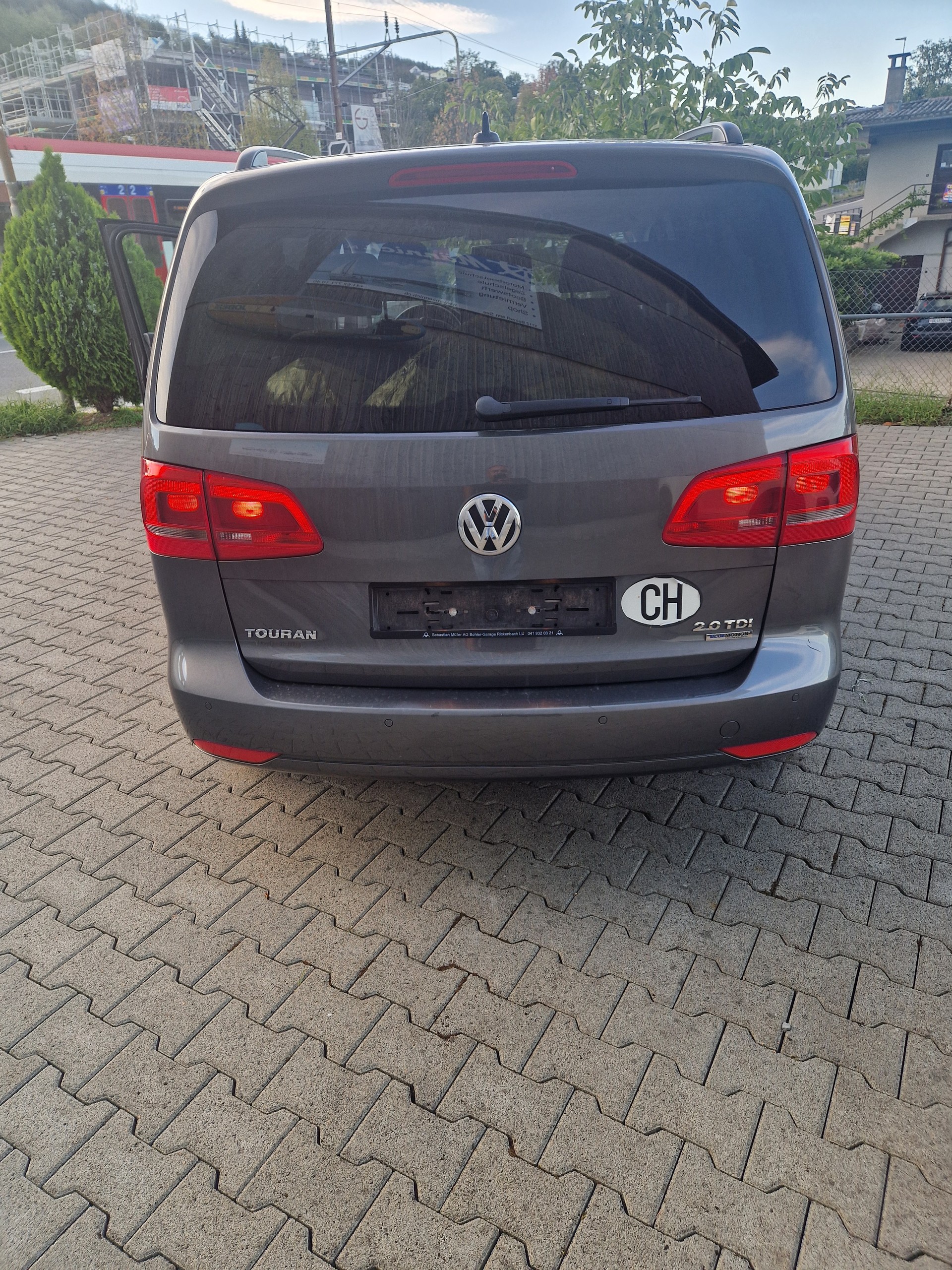VW Touran 2.0 TDI BMT Comfortline DSG-image-6
