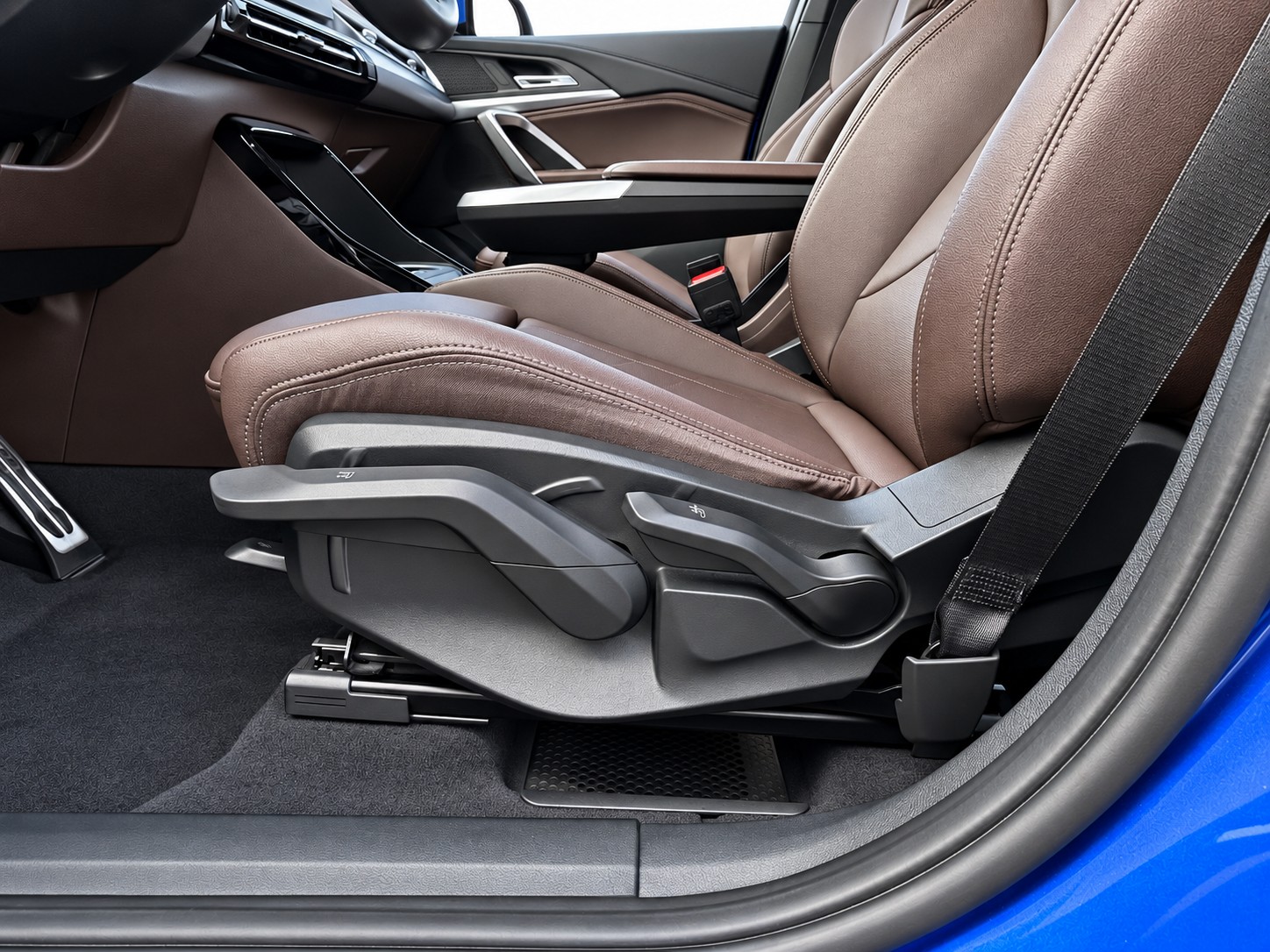 BMW X1 23d xDrive M-Sport * CH Fahrzeug *-image-16
