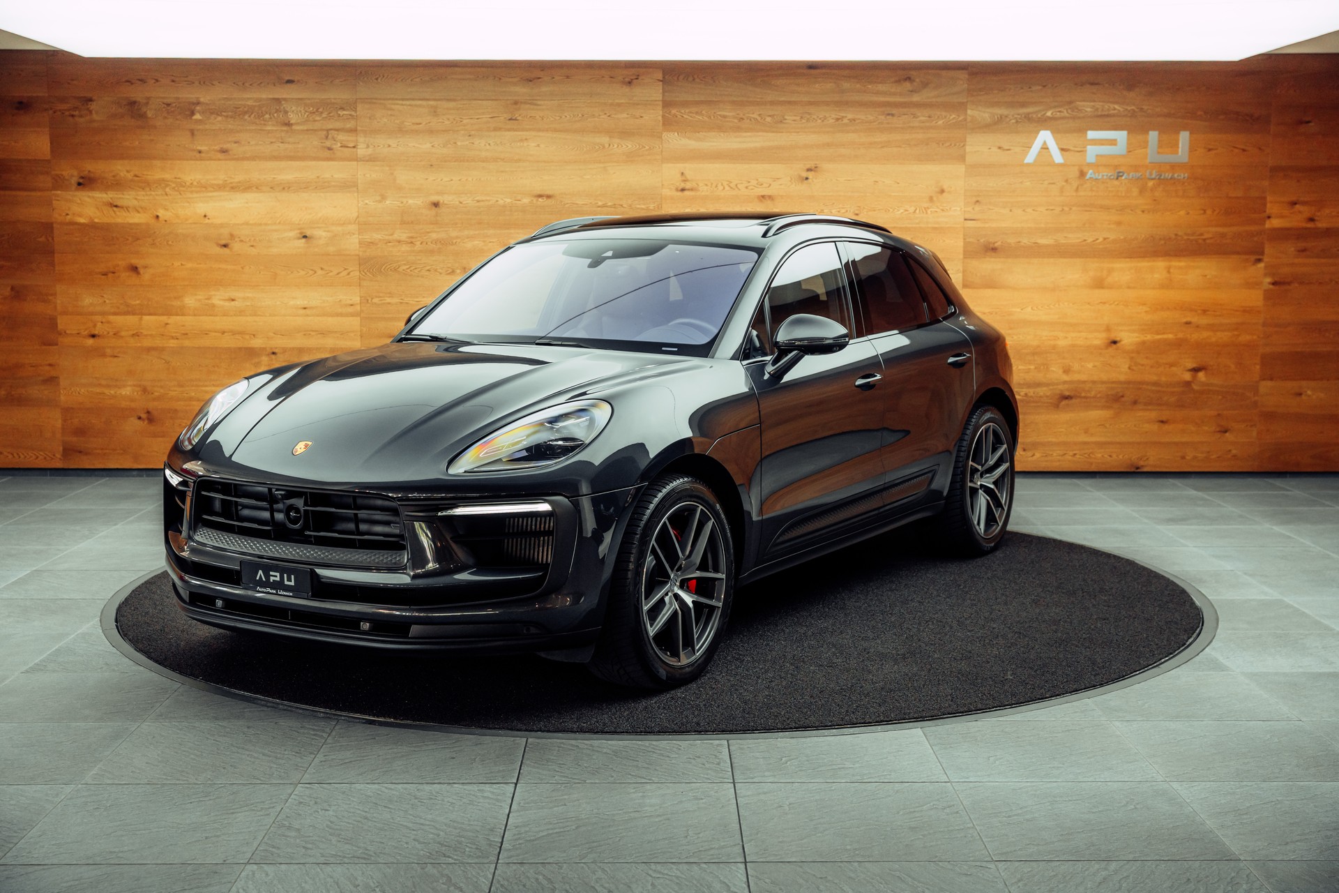 PORSCHE Macan S PDK-image-3