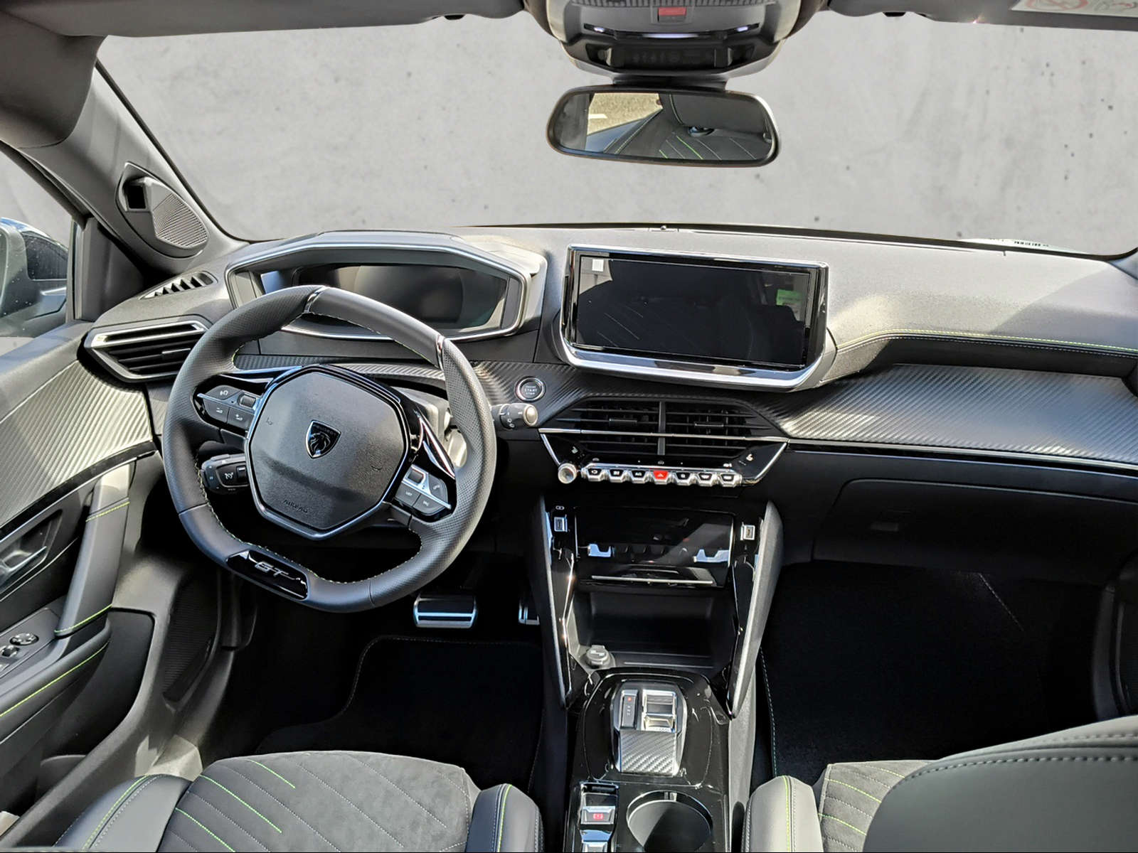 PEUGEOT 208 1.2 Hybrid 145 GT Exclusive-image-12