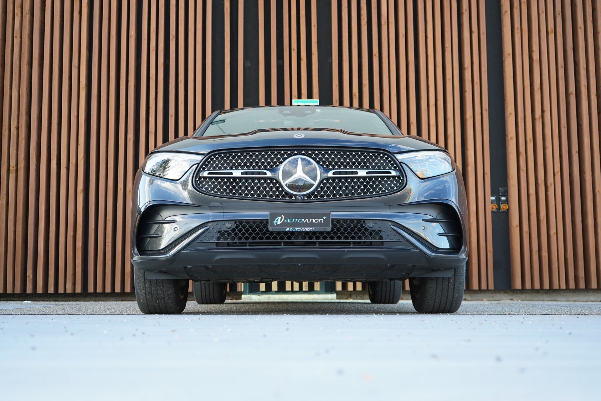 MERCEDES-BENZ GLC COUPÉ 220 D 4MATIC AMG LINE PLUS 9G-TRONIC l 197 PS-image-13