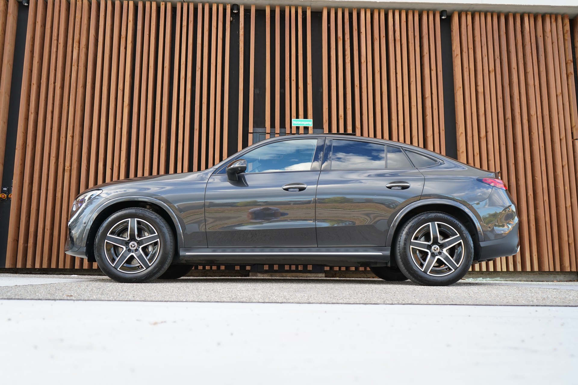 MERCEDES-BENZ GLC COUPÉ 220 D 4MATIC AMG LINE PLUS 9G-TRONIC l 197 PS-image-1