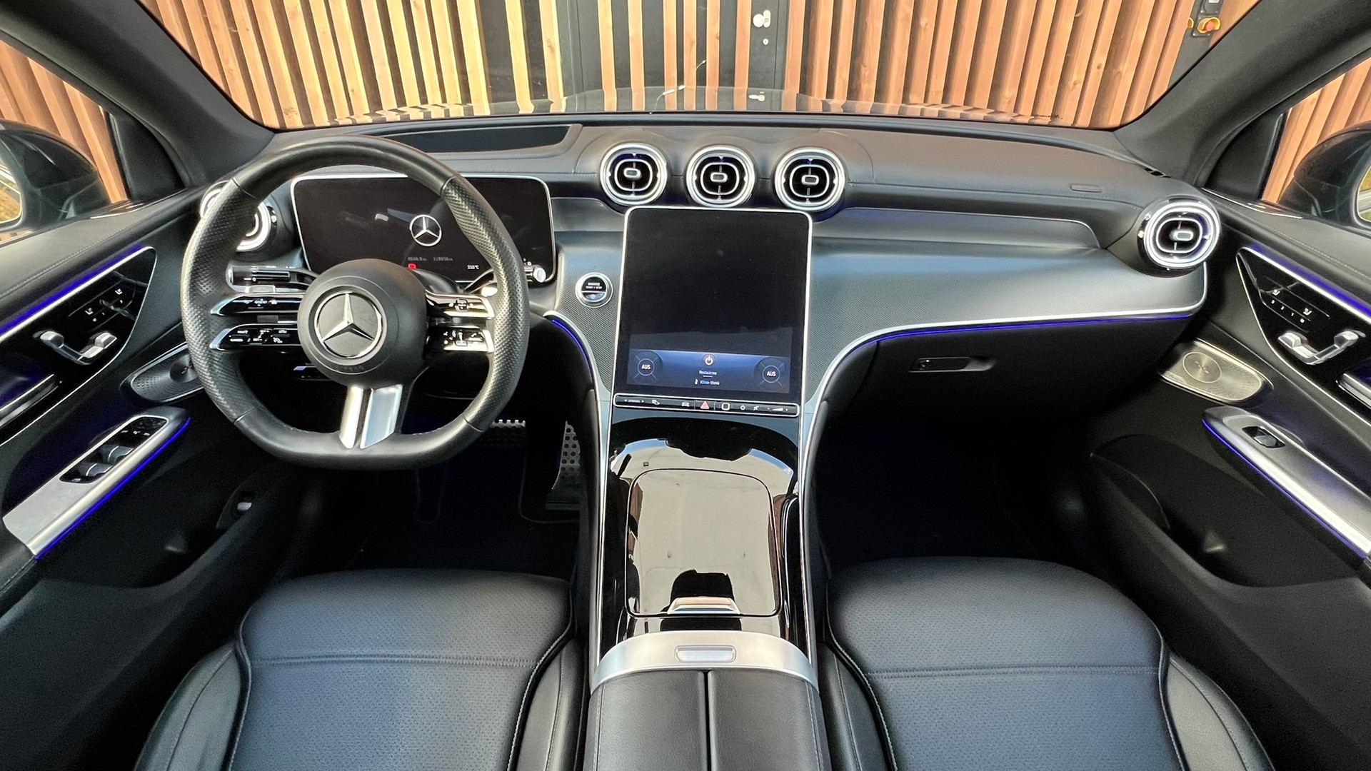 MERCEDES-BENZ GLC COUPÉ 220 D 4MATIC AMG LINE PLUS 9G-TRONIC l 197 PS-image-19