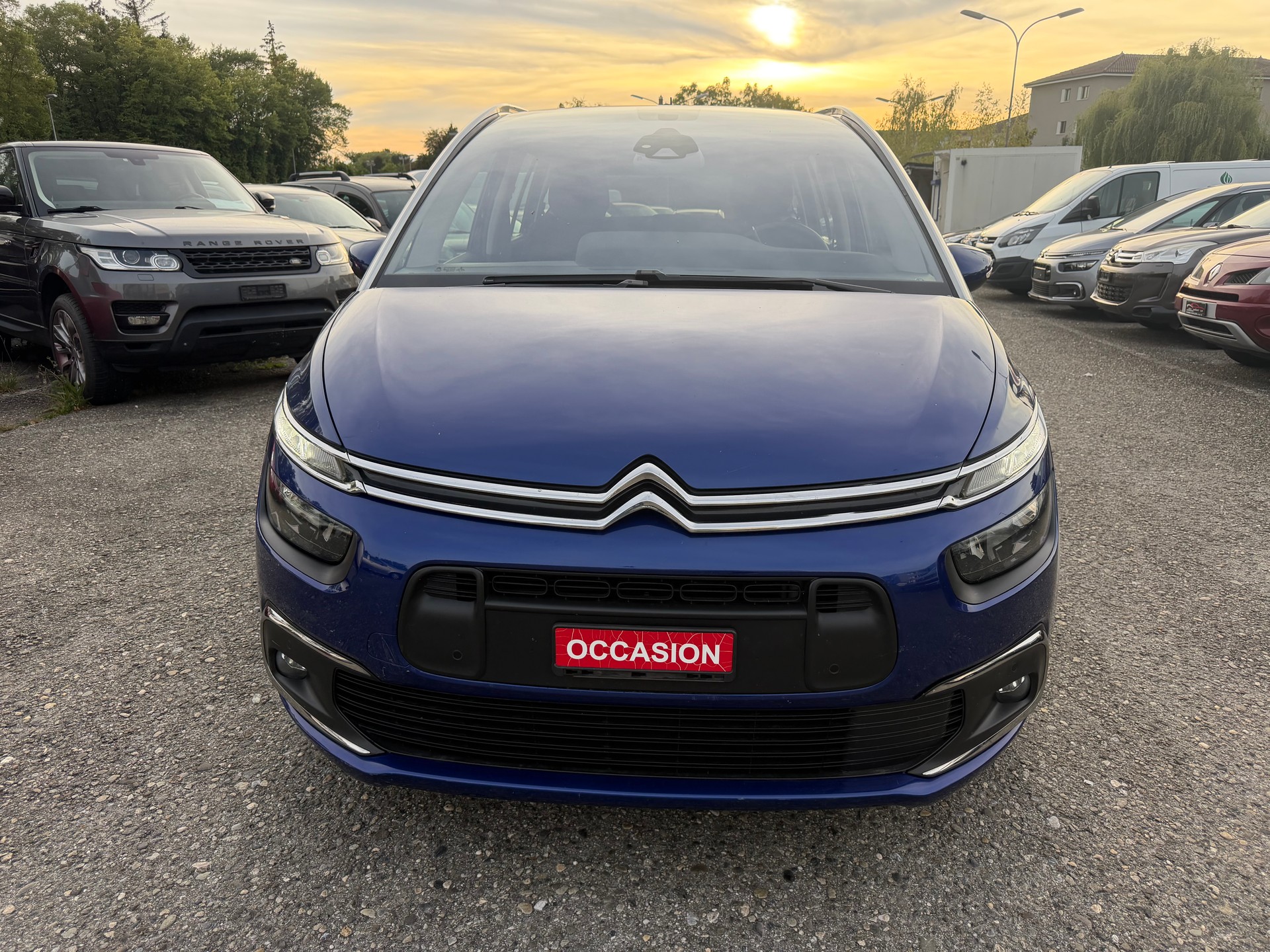 CITROEN Grand C4 Picasso 1.2 Pure Tech Shine EAT6-image-0