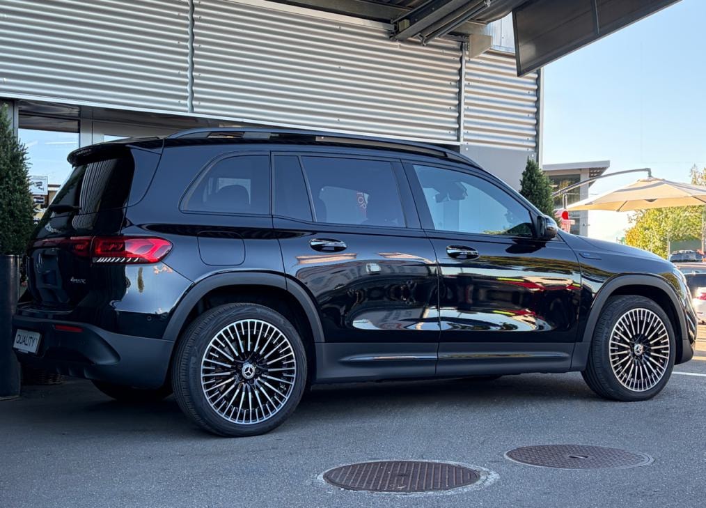MERCEDES-BENZ EQB 350 AMG Line 4Matic-showroom-element-2