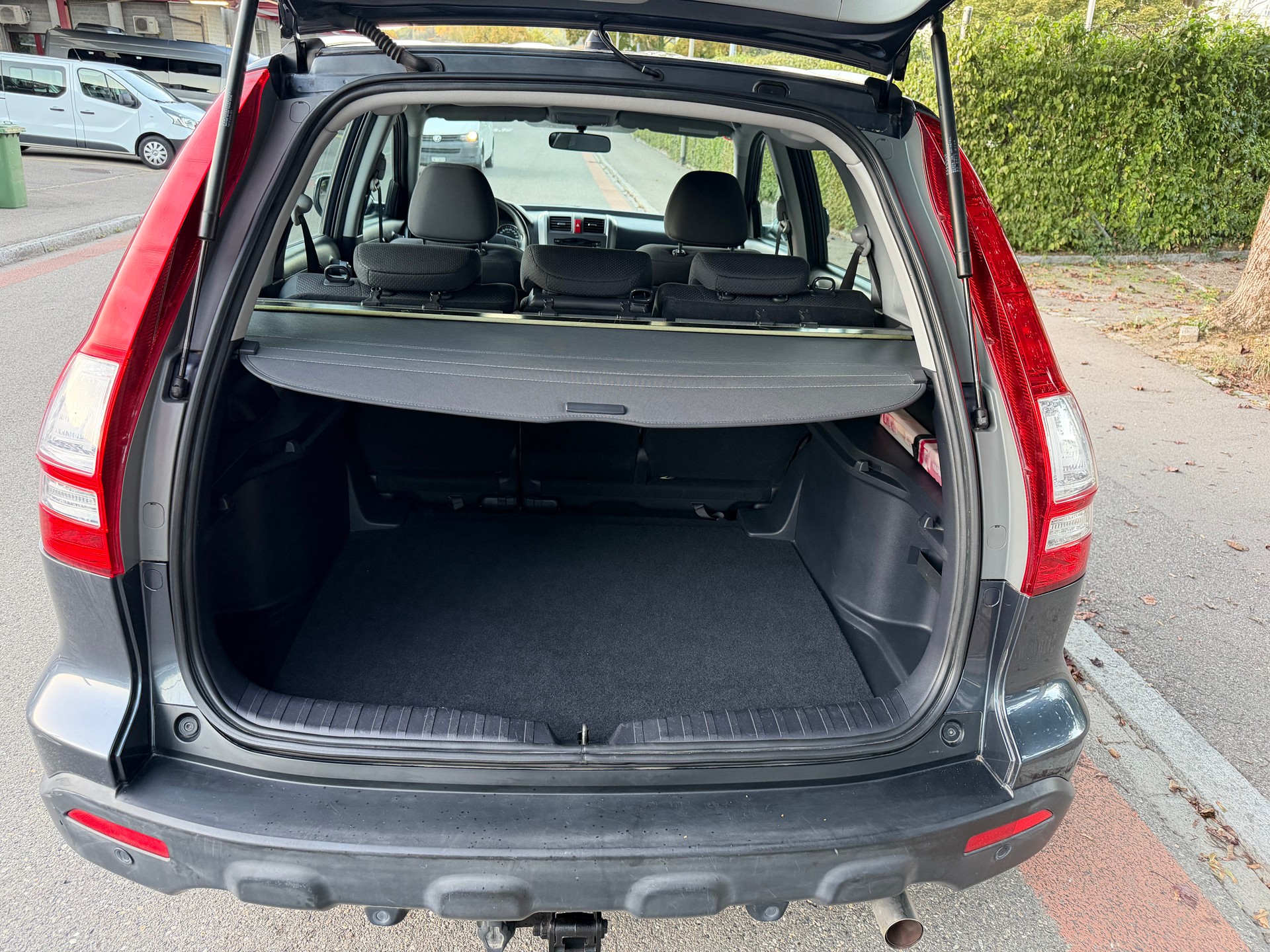 HONDA CR-V 2.0 4WD Elegance-image-11