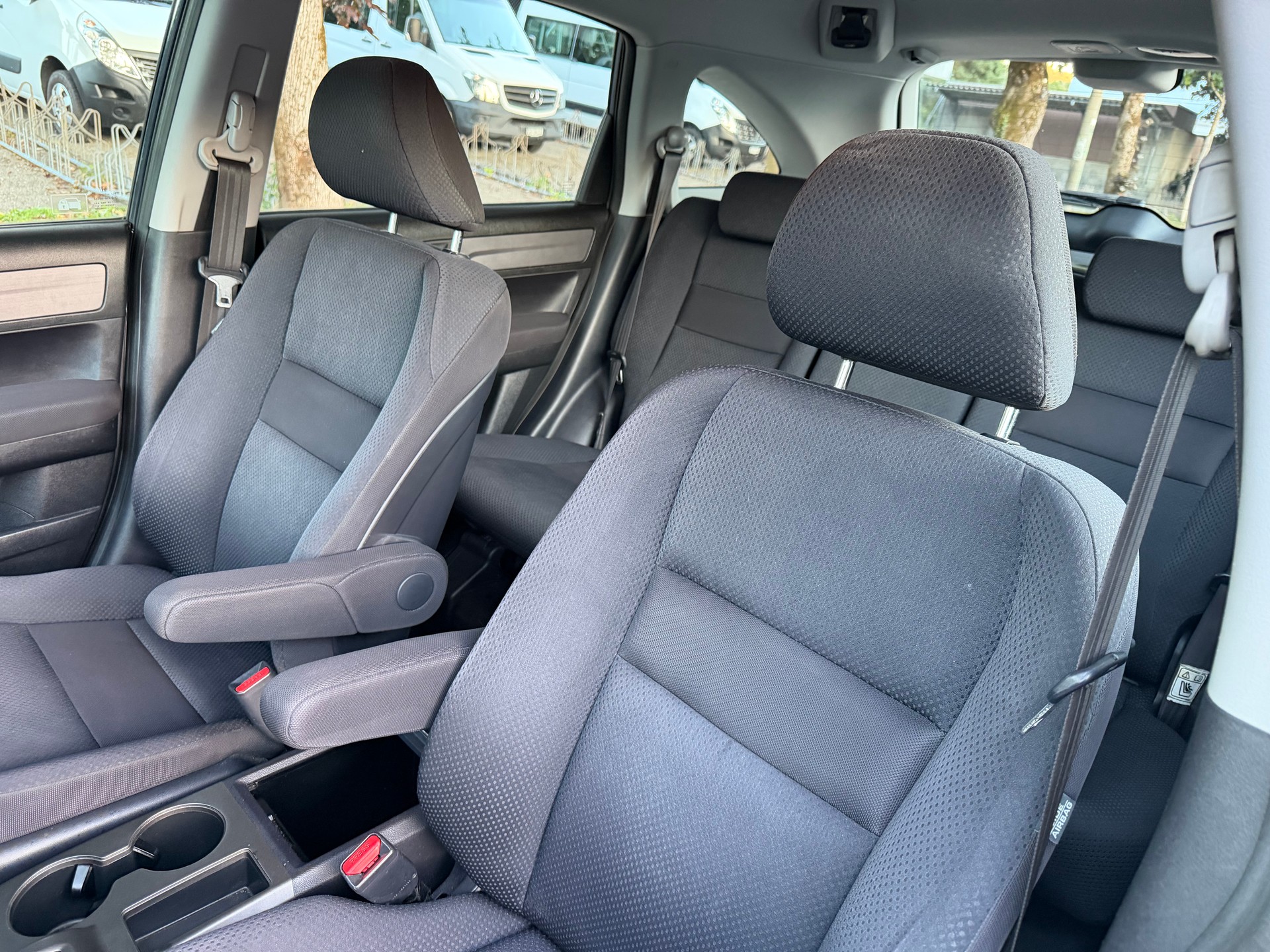 HONDA CR-V 2.0 4WD Elegance-image-8